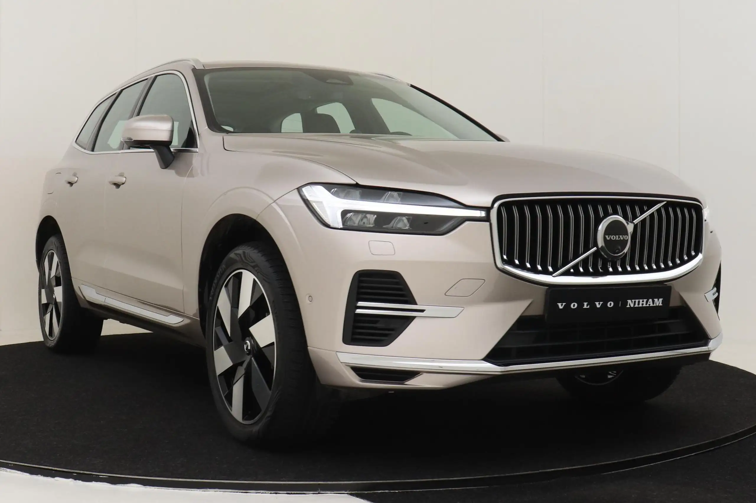 Volvo - XC60