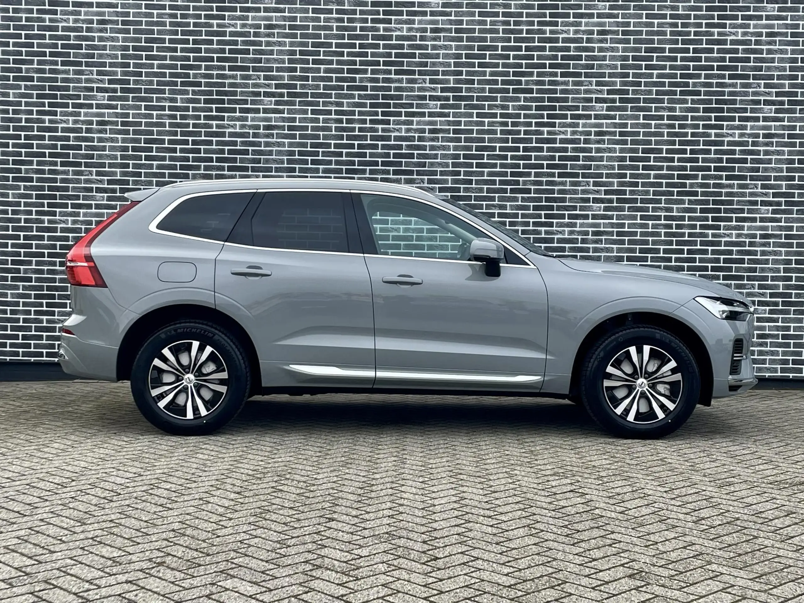 Volvo - XC60