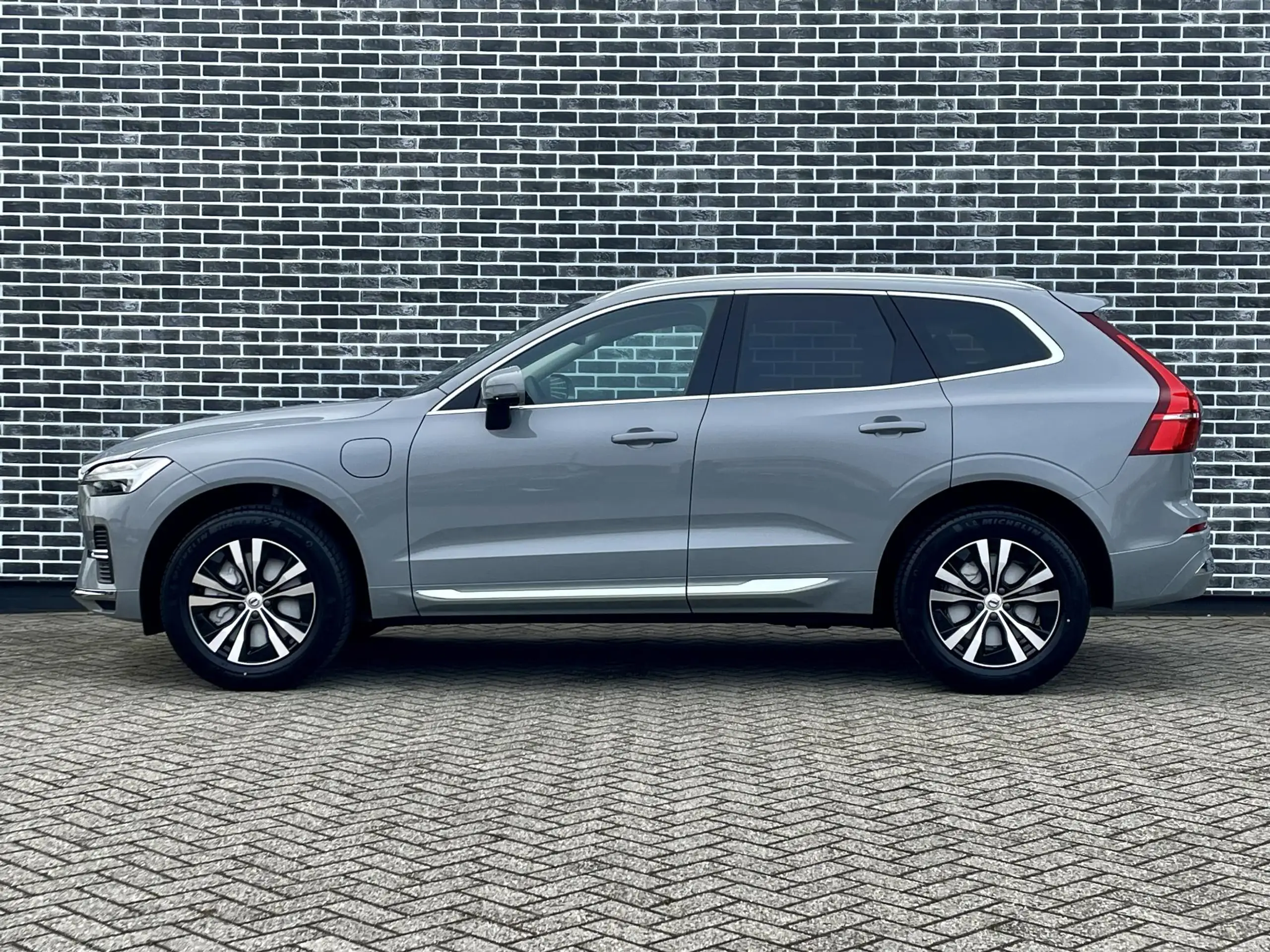 Volvo - XC60