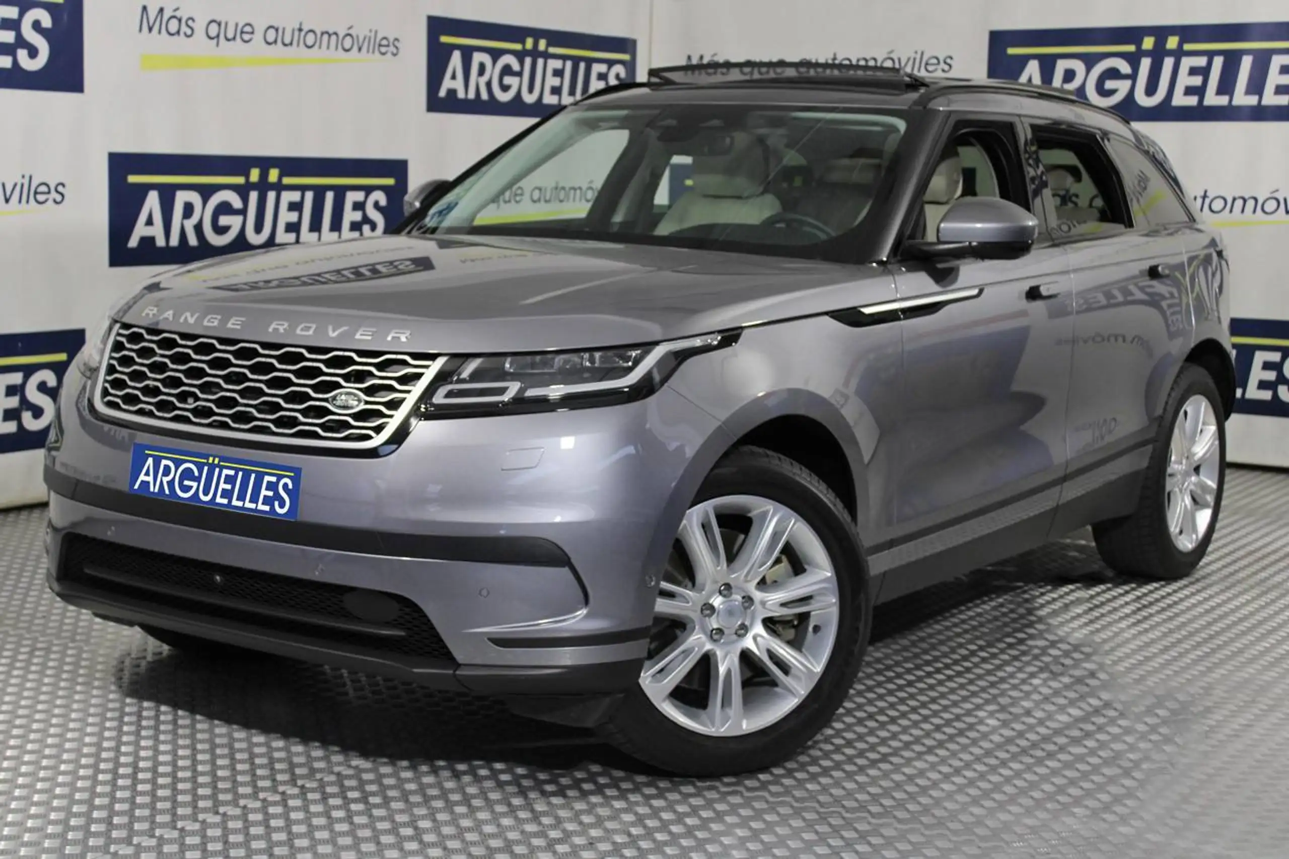 Land Rover - Range Rover Velar