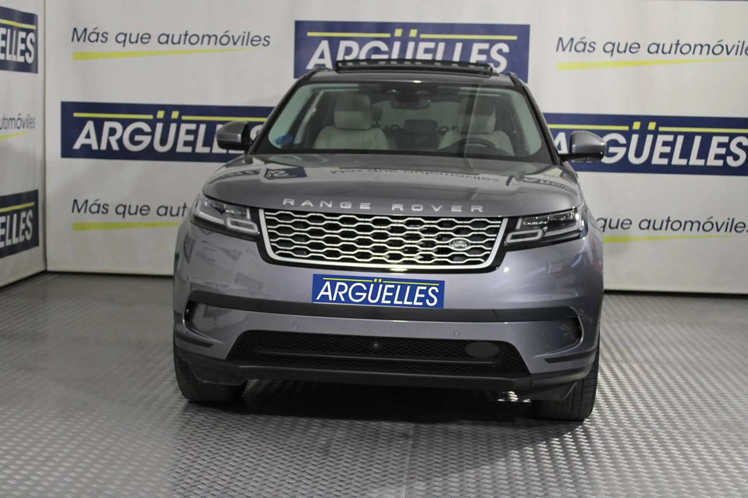 Land Rover - Range Rover Velar