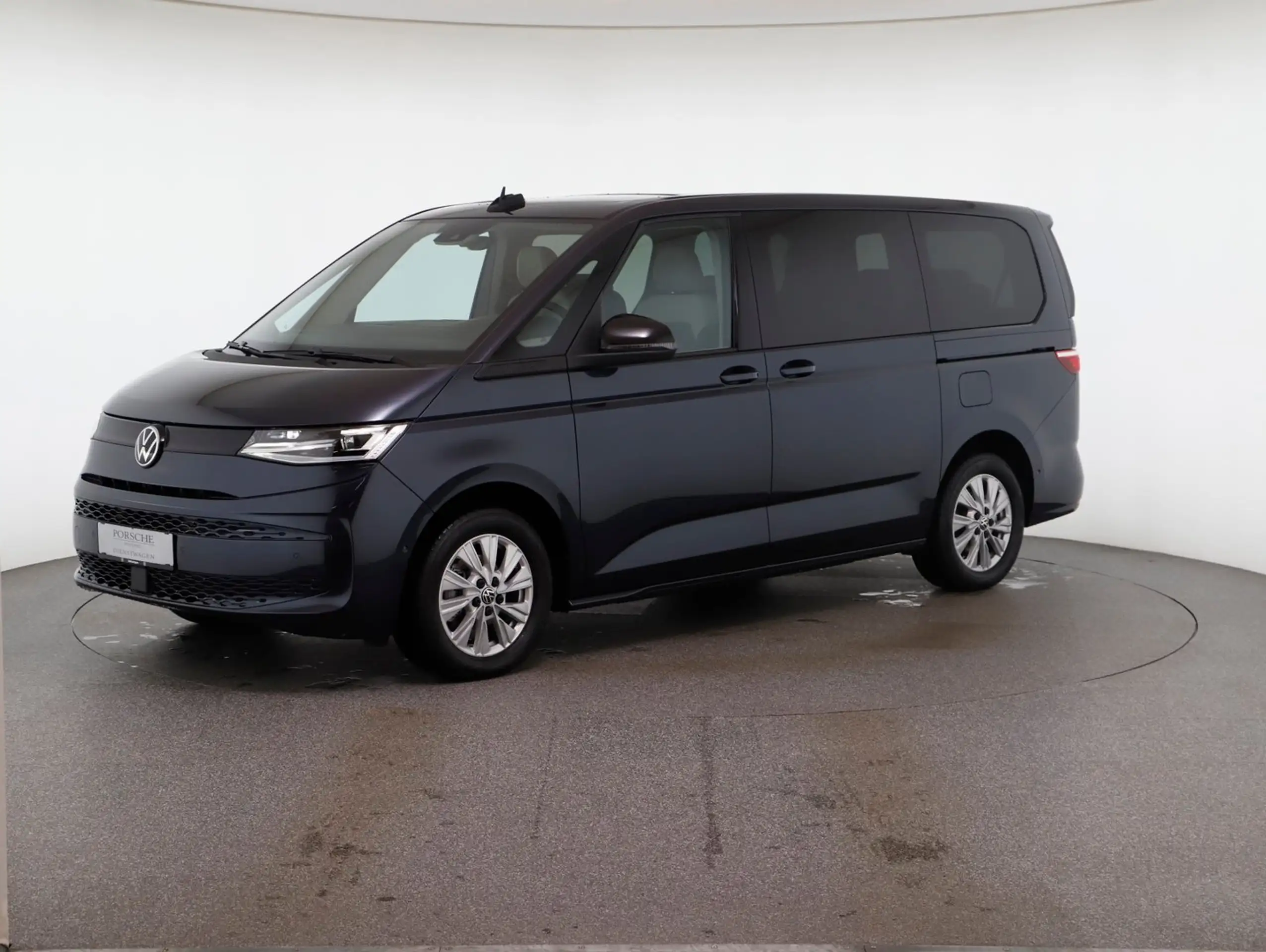 Volkswagen T7 Multivan 2024