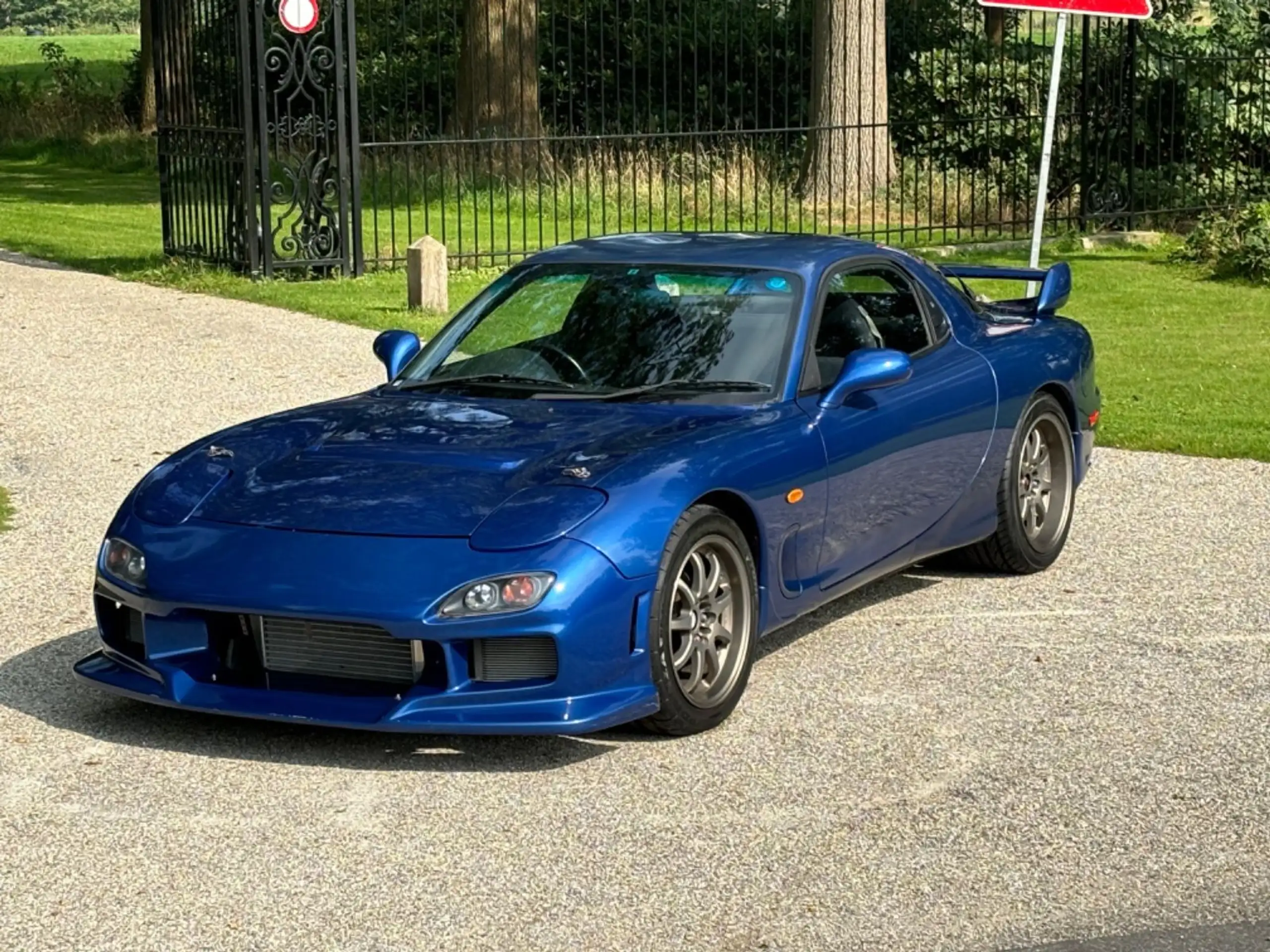 Mazda - RX-7