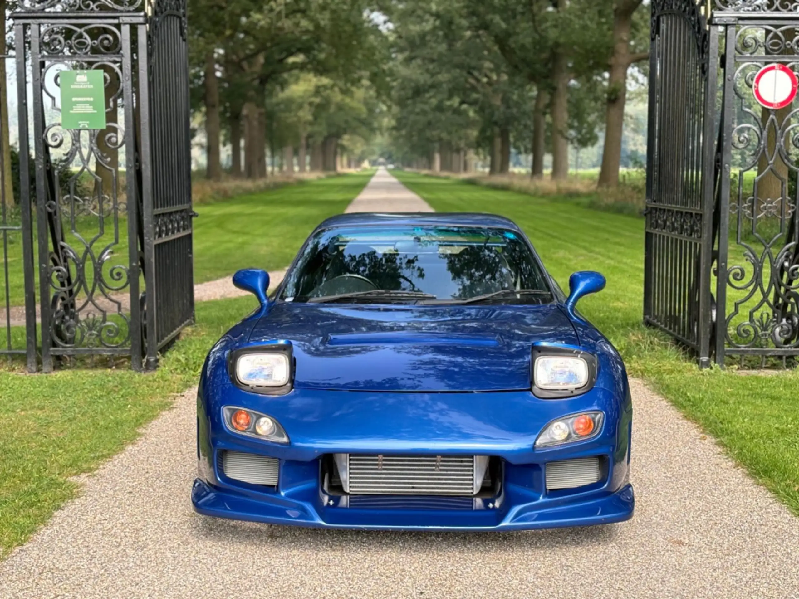 Mazda - RX-7