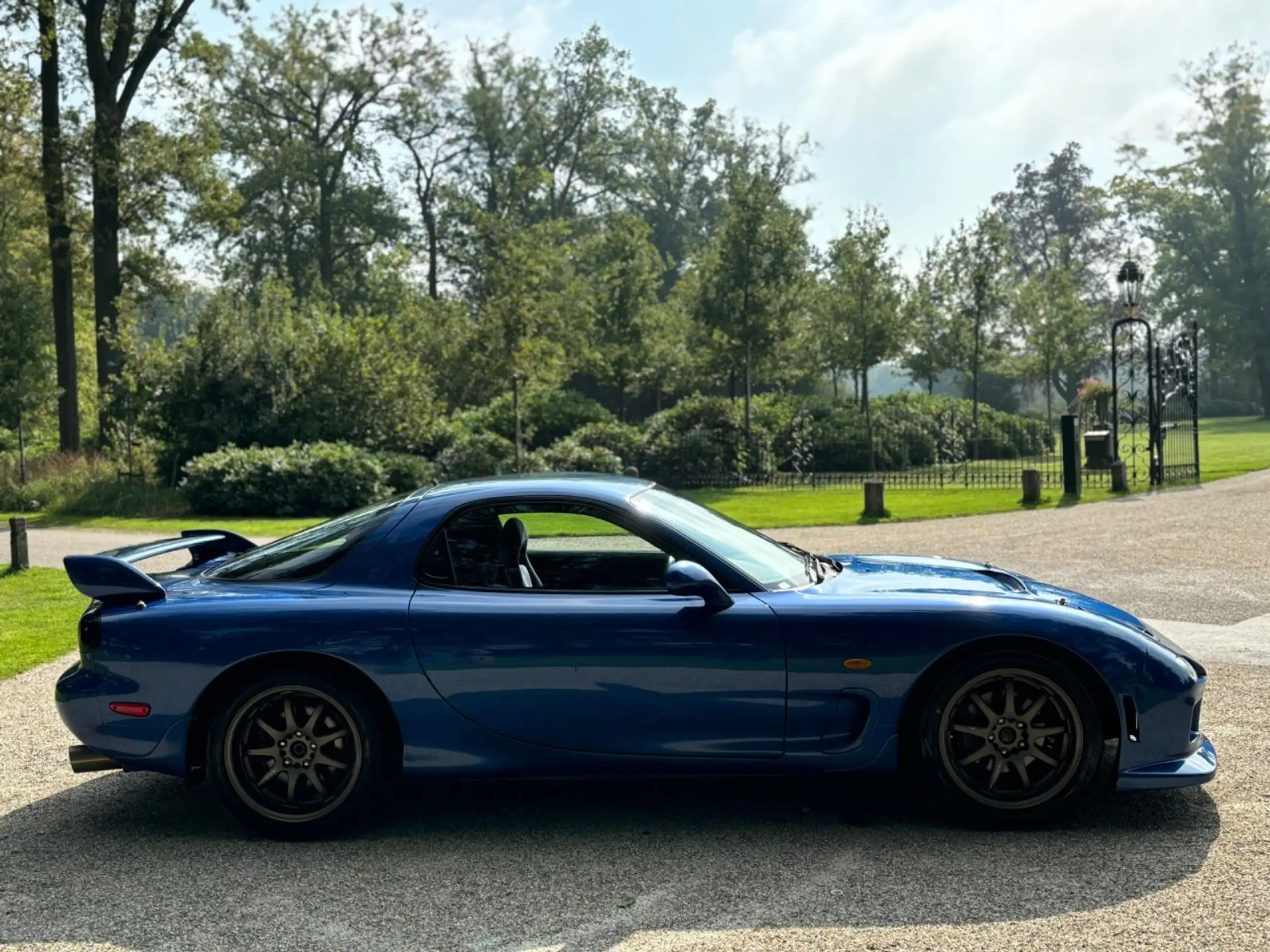 Mazda - RX-7