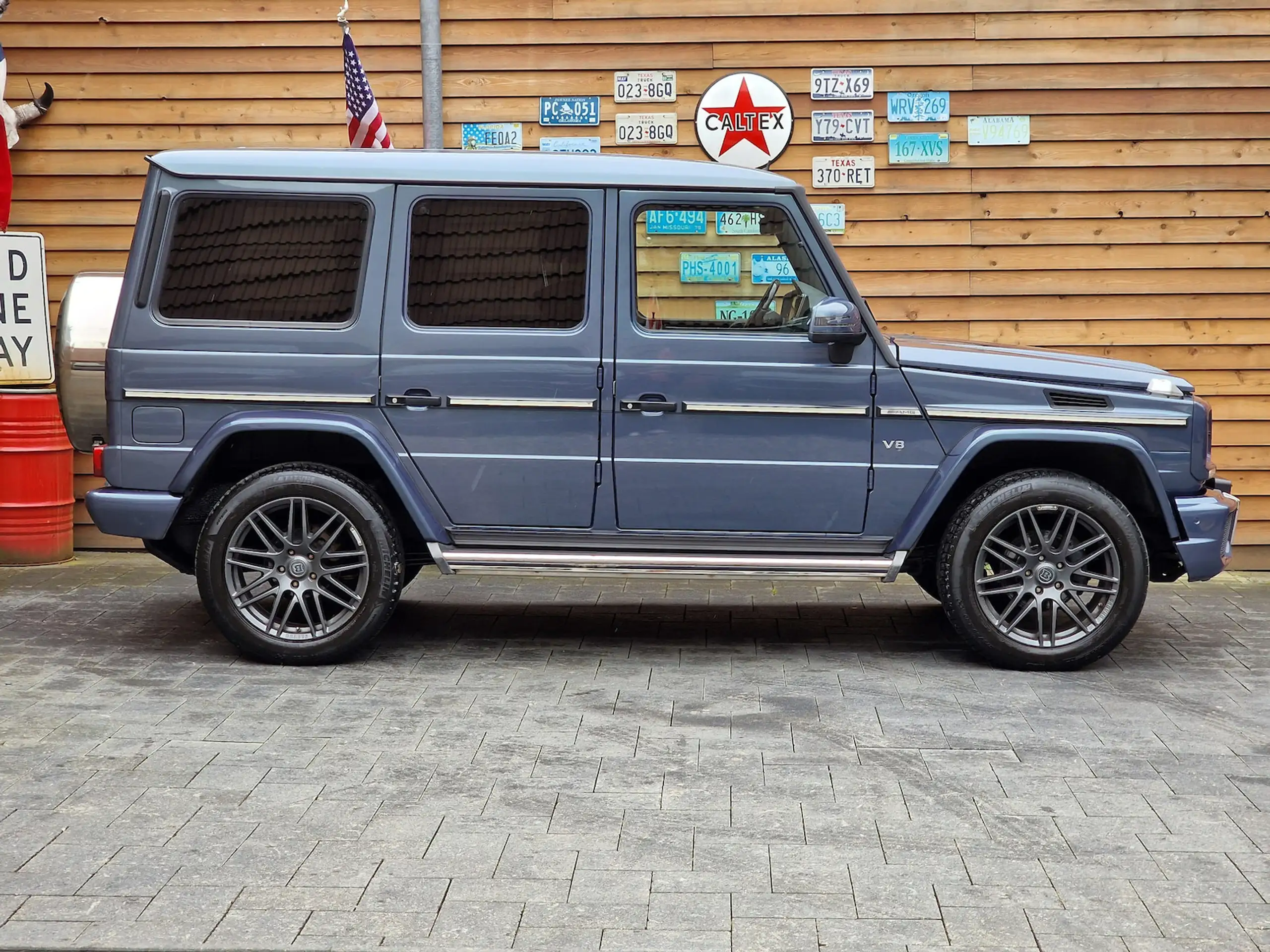 Mercedes-Benz - G 500