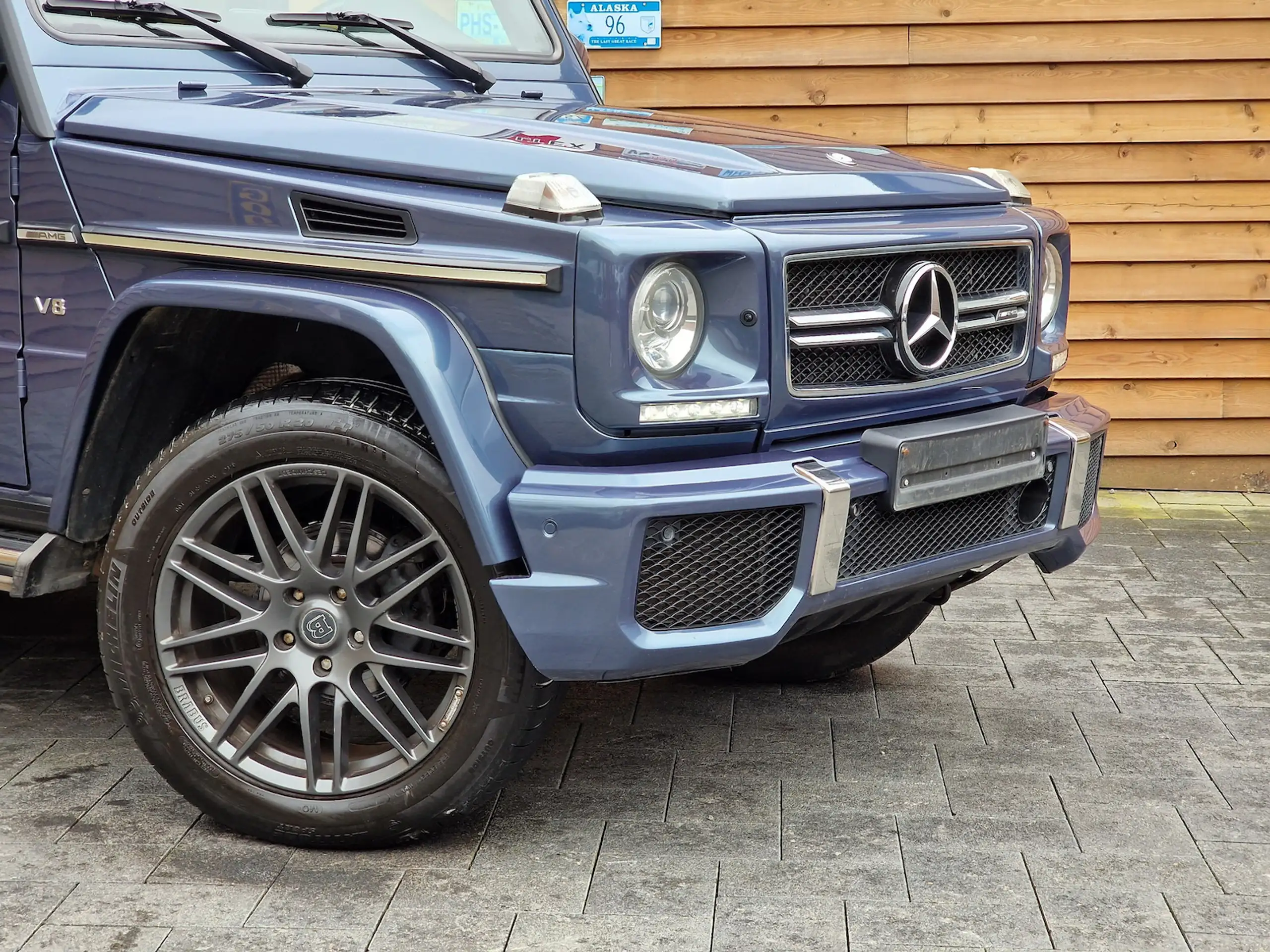 Mercedes-Benz - G 500