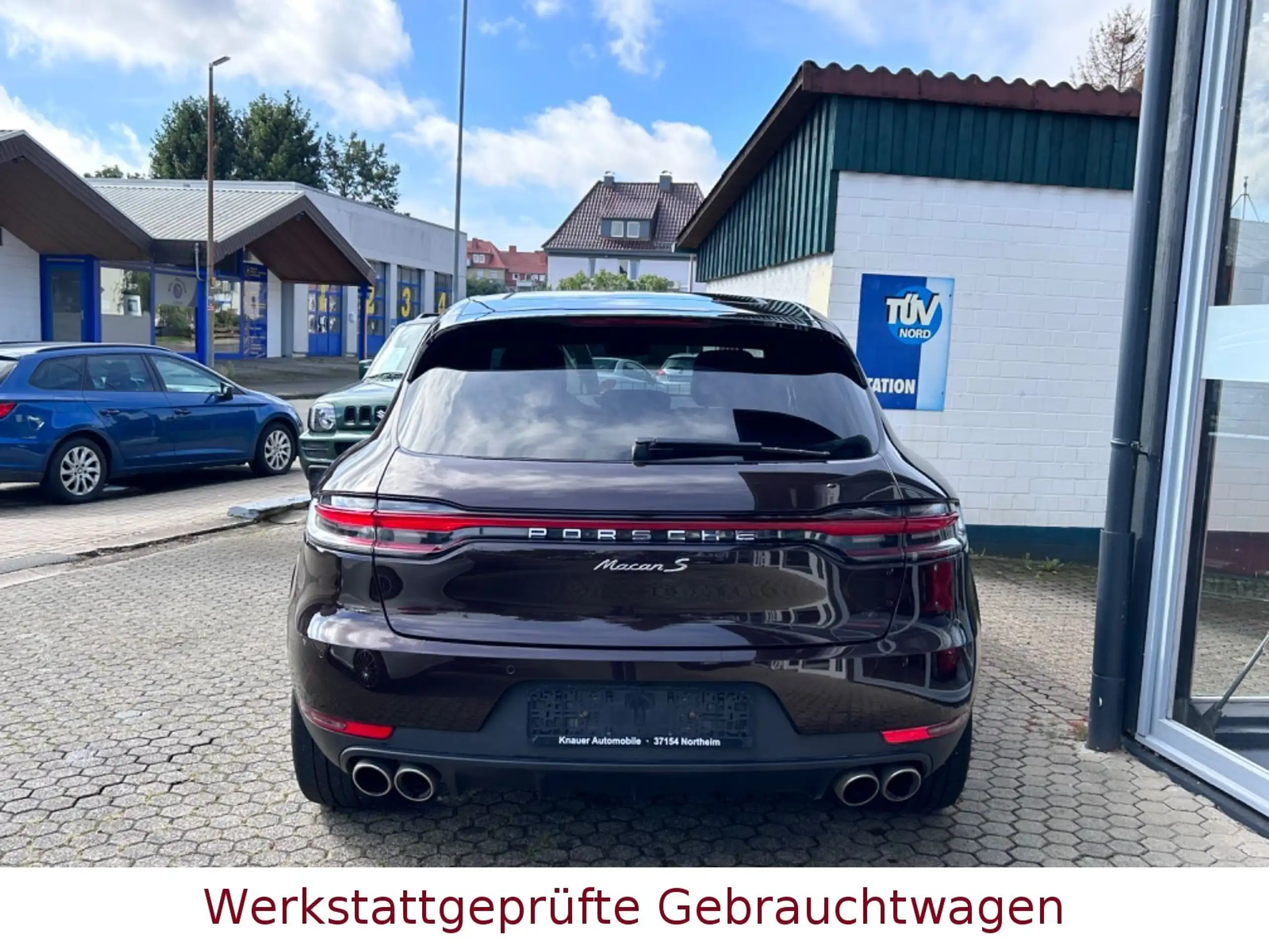 Porsche - Macan