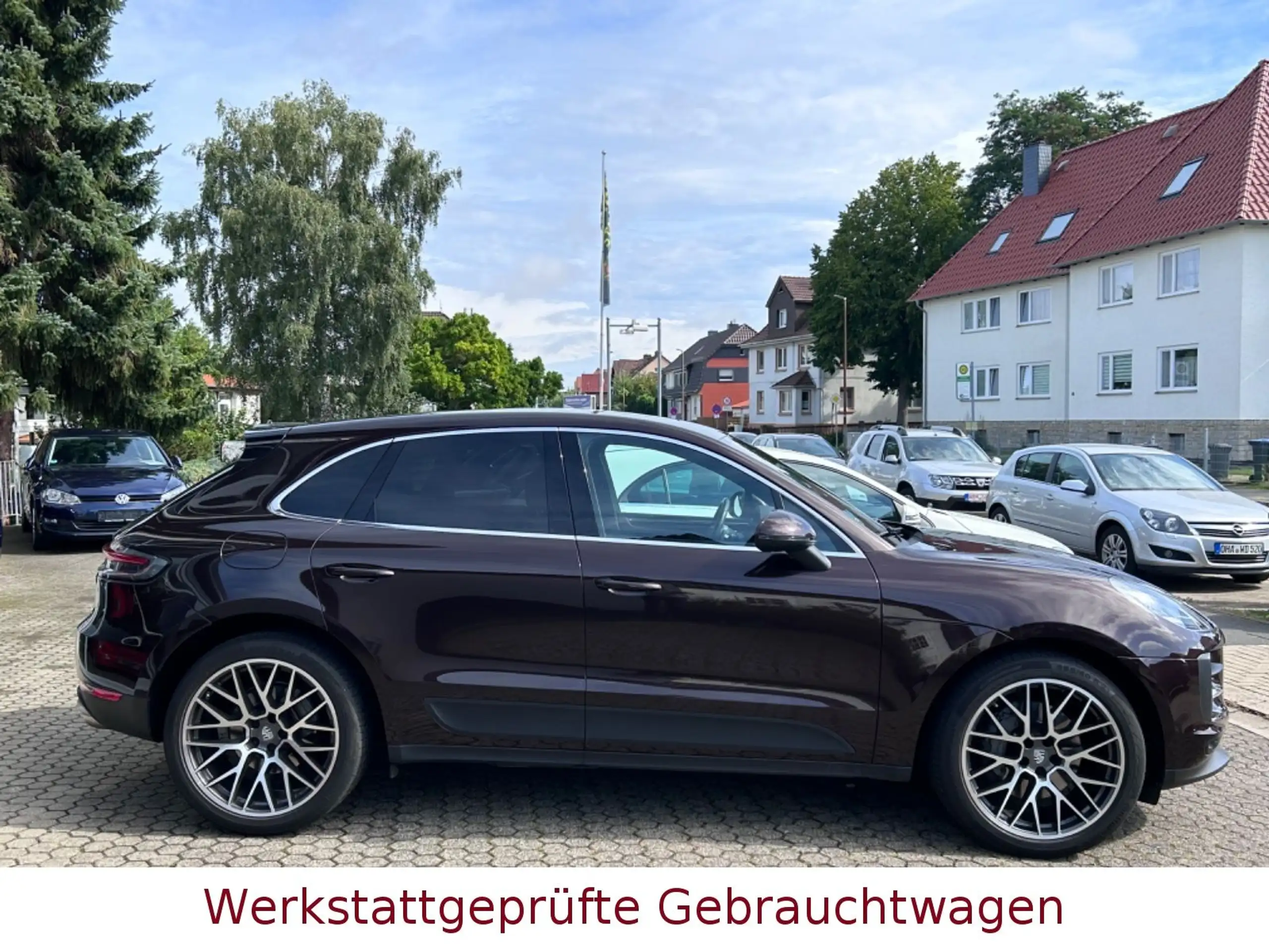 Porsche - Macan