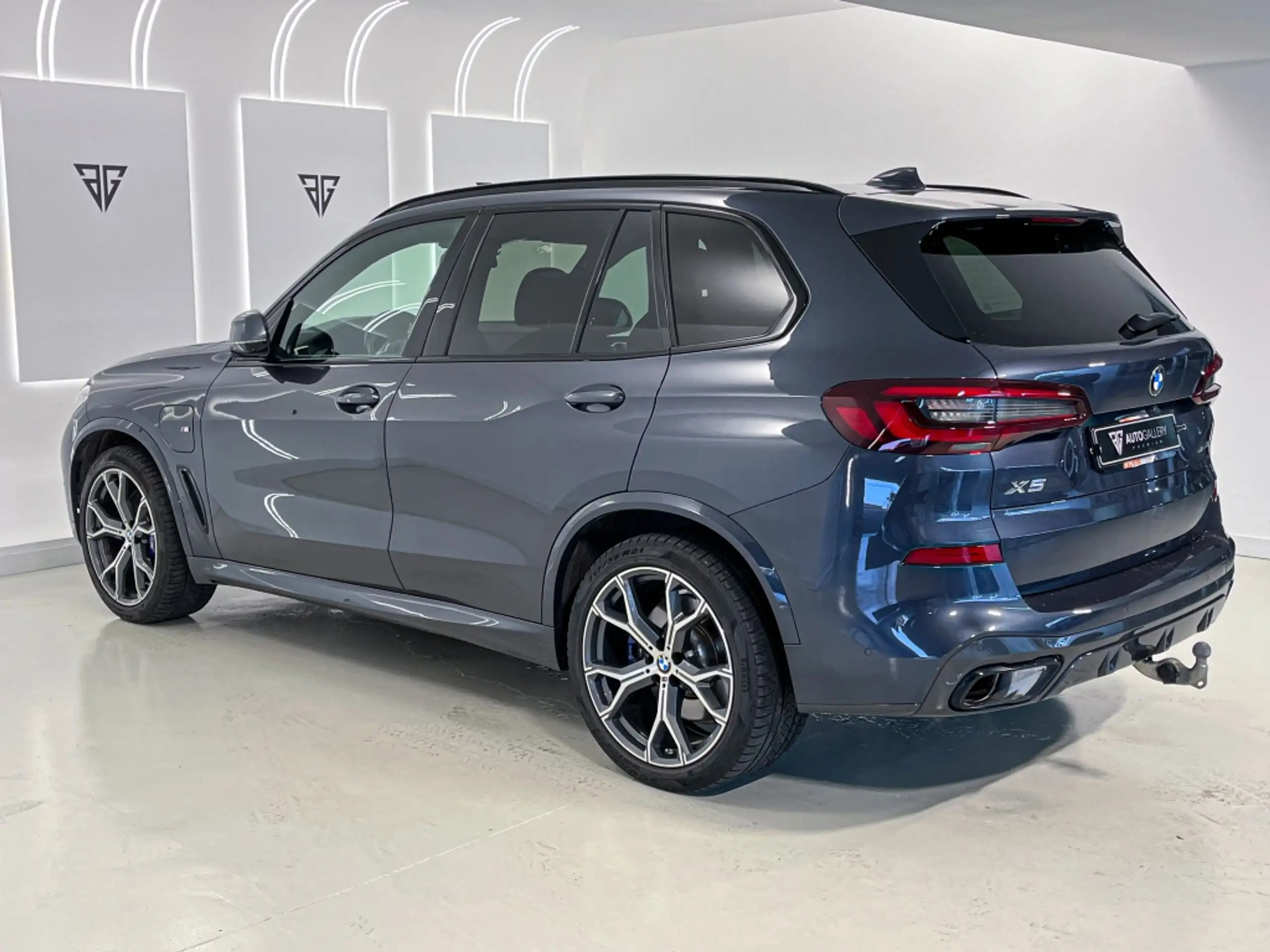 BMW - X5