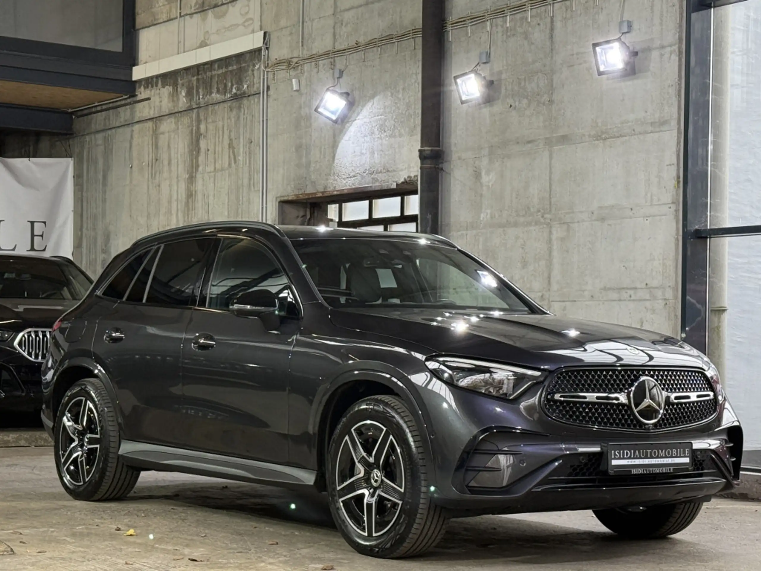 Mercedes-Benz - GLC 300