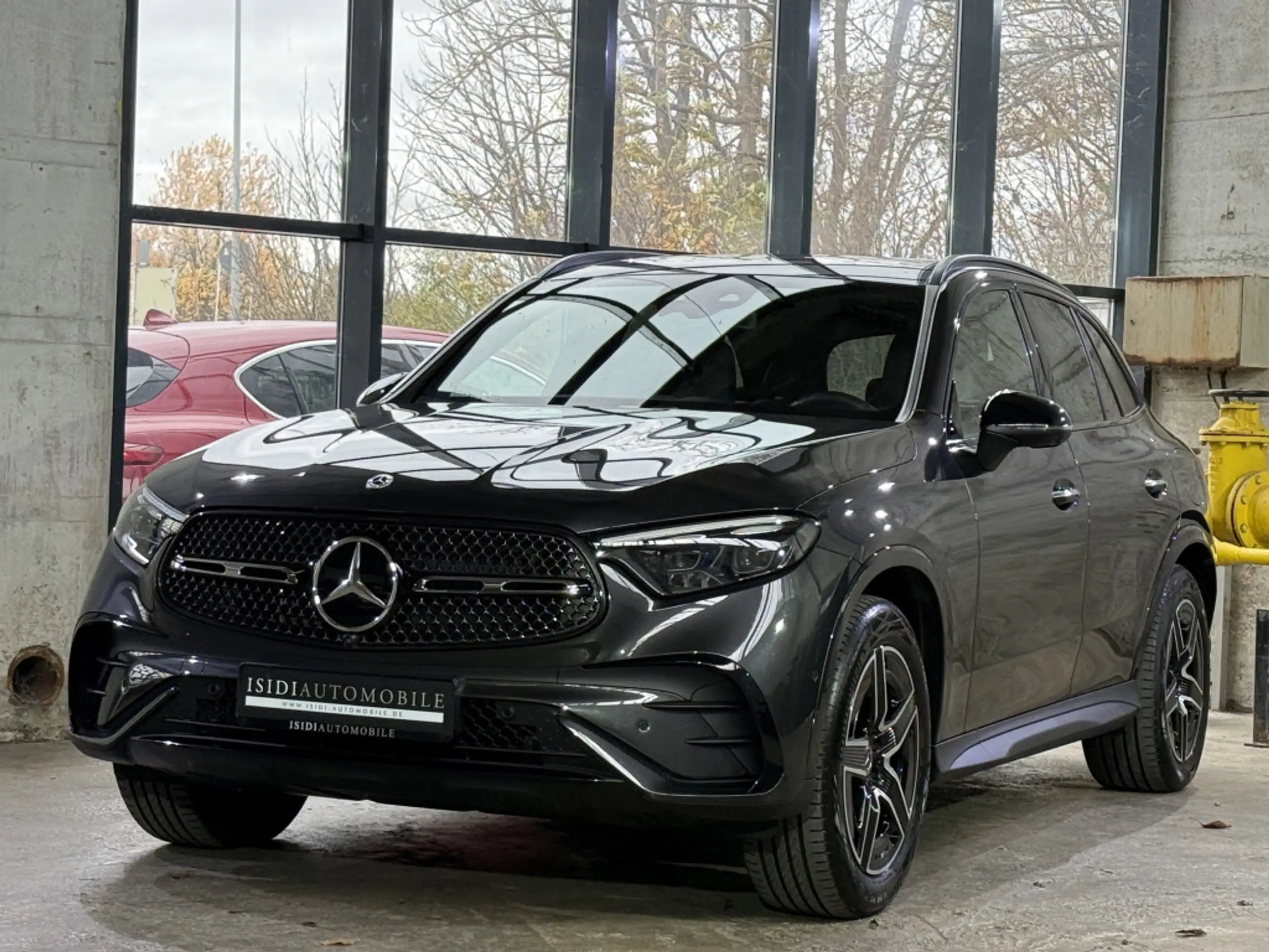 Mercedes-Benz - GLC 300