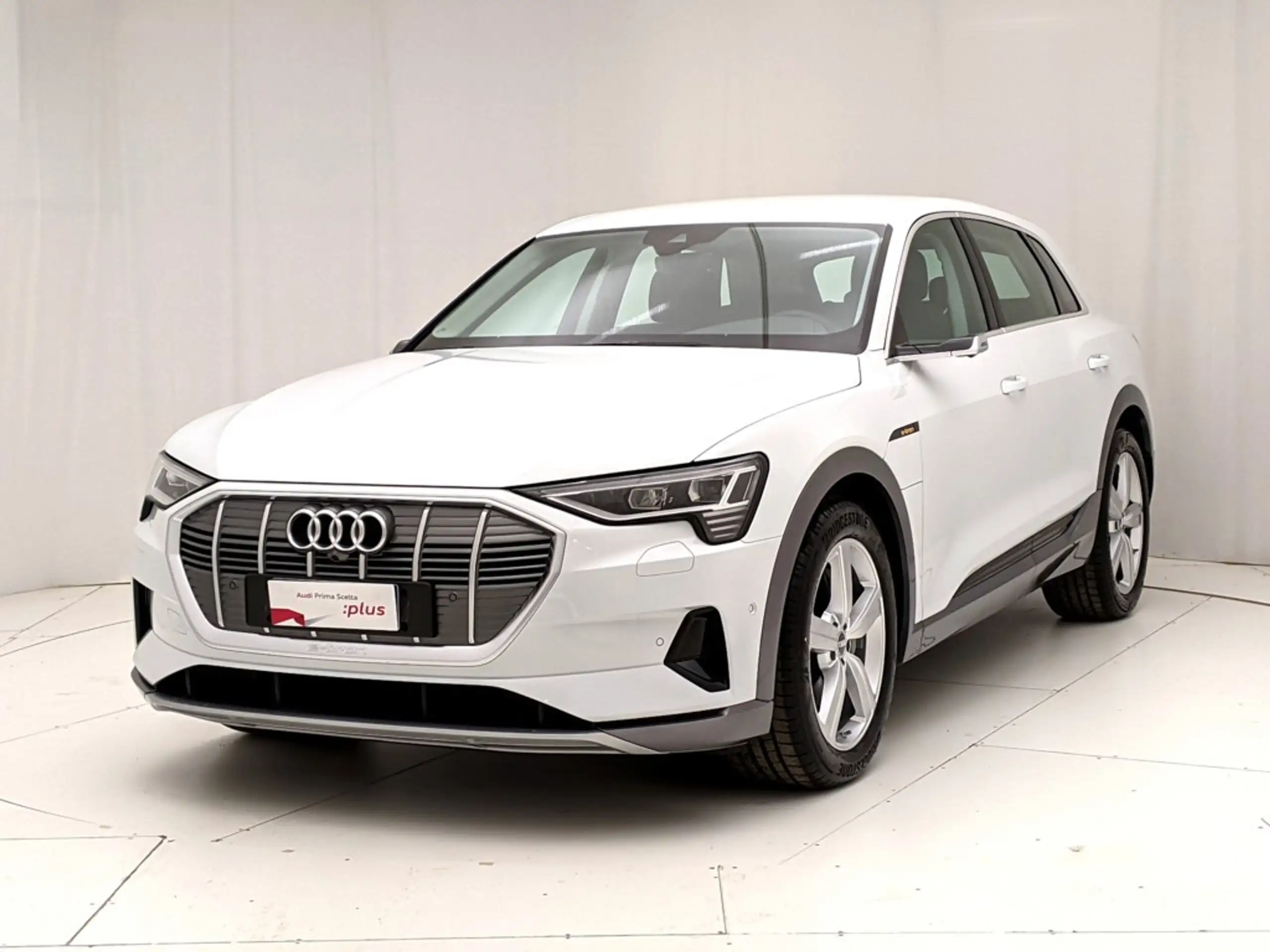 Audi - e-tron