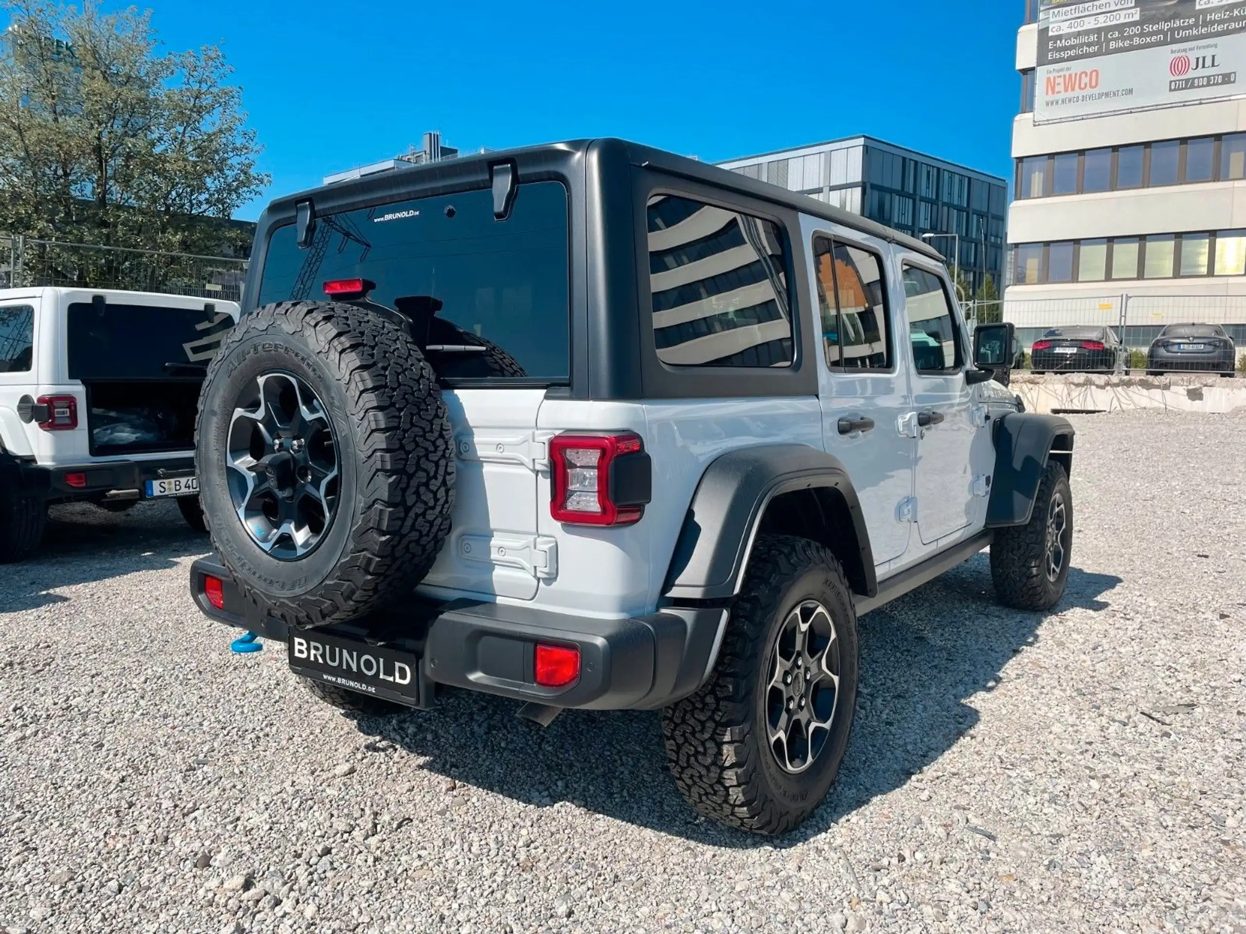 Jeep - Wrangler