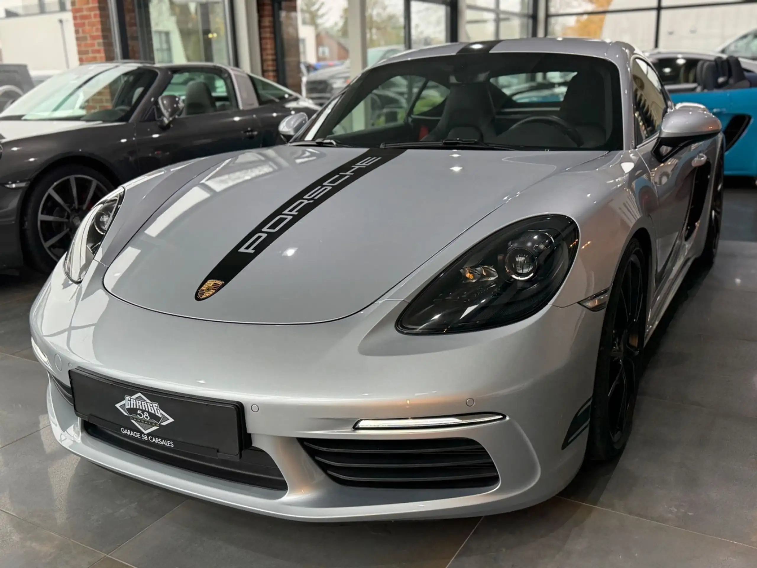 Porsche - Cayman