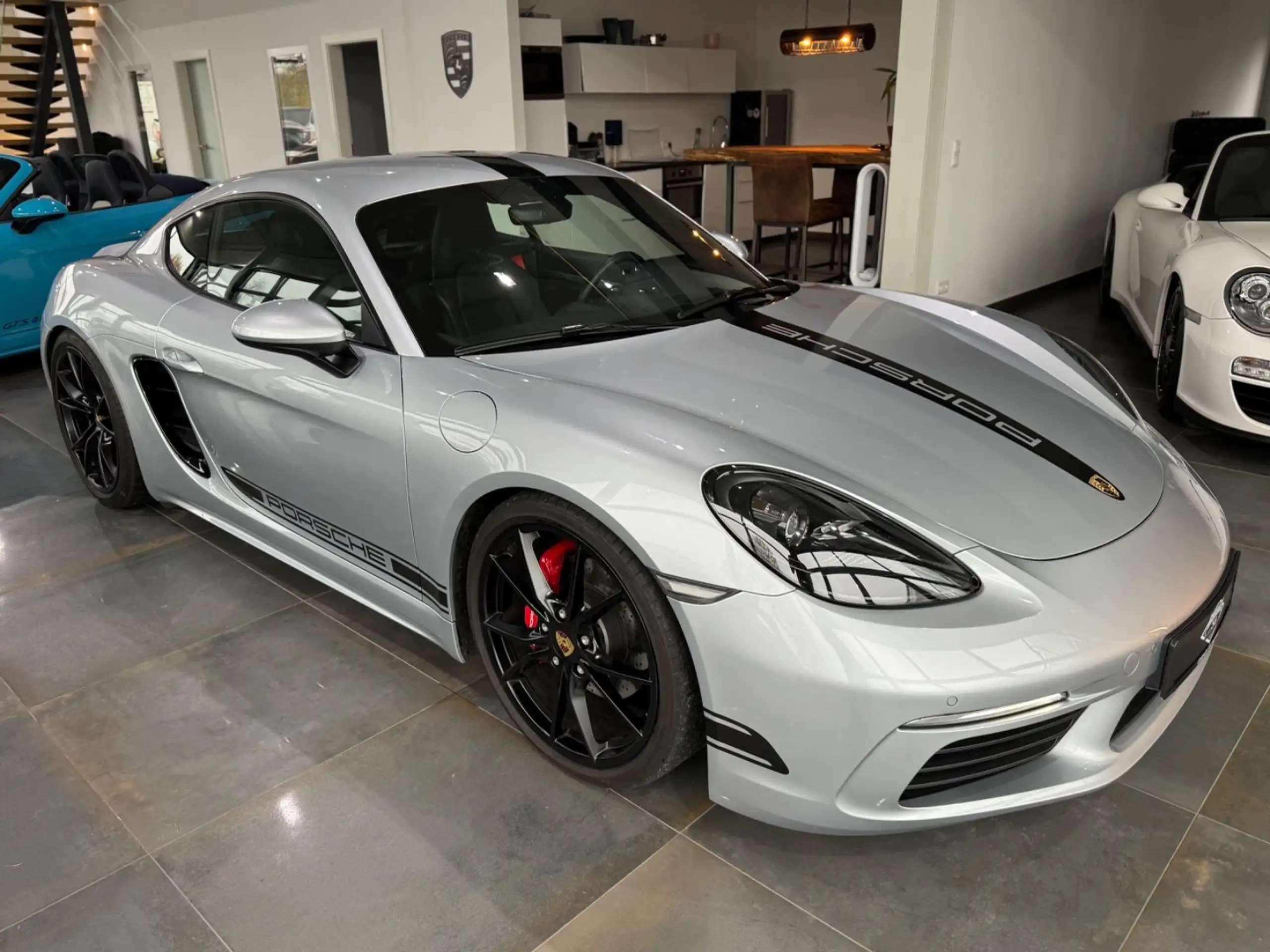 Porsche - Cayman