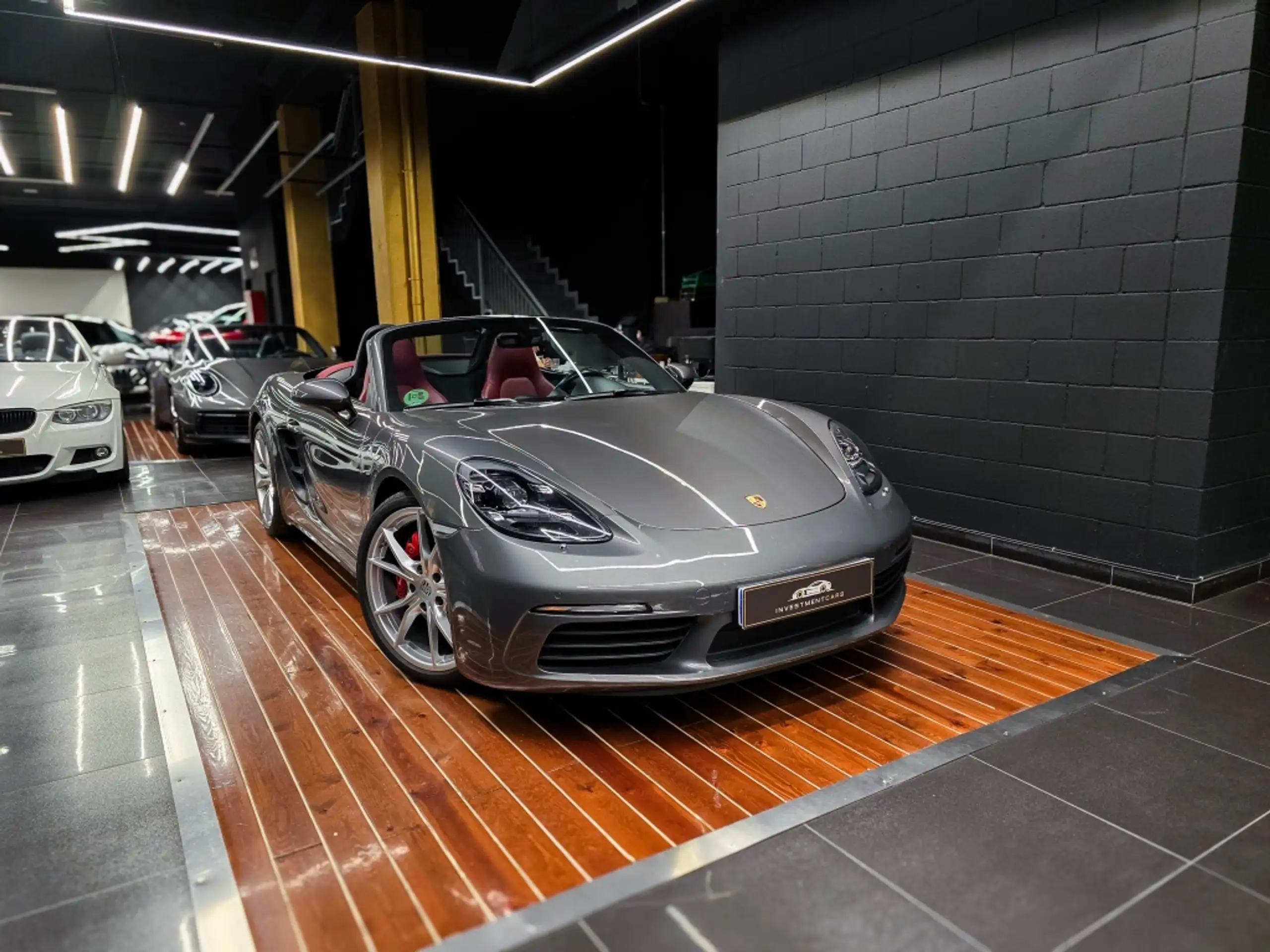 Porsche - Boxster