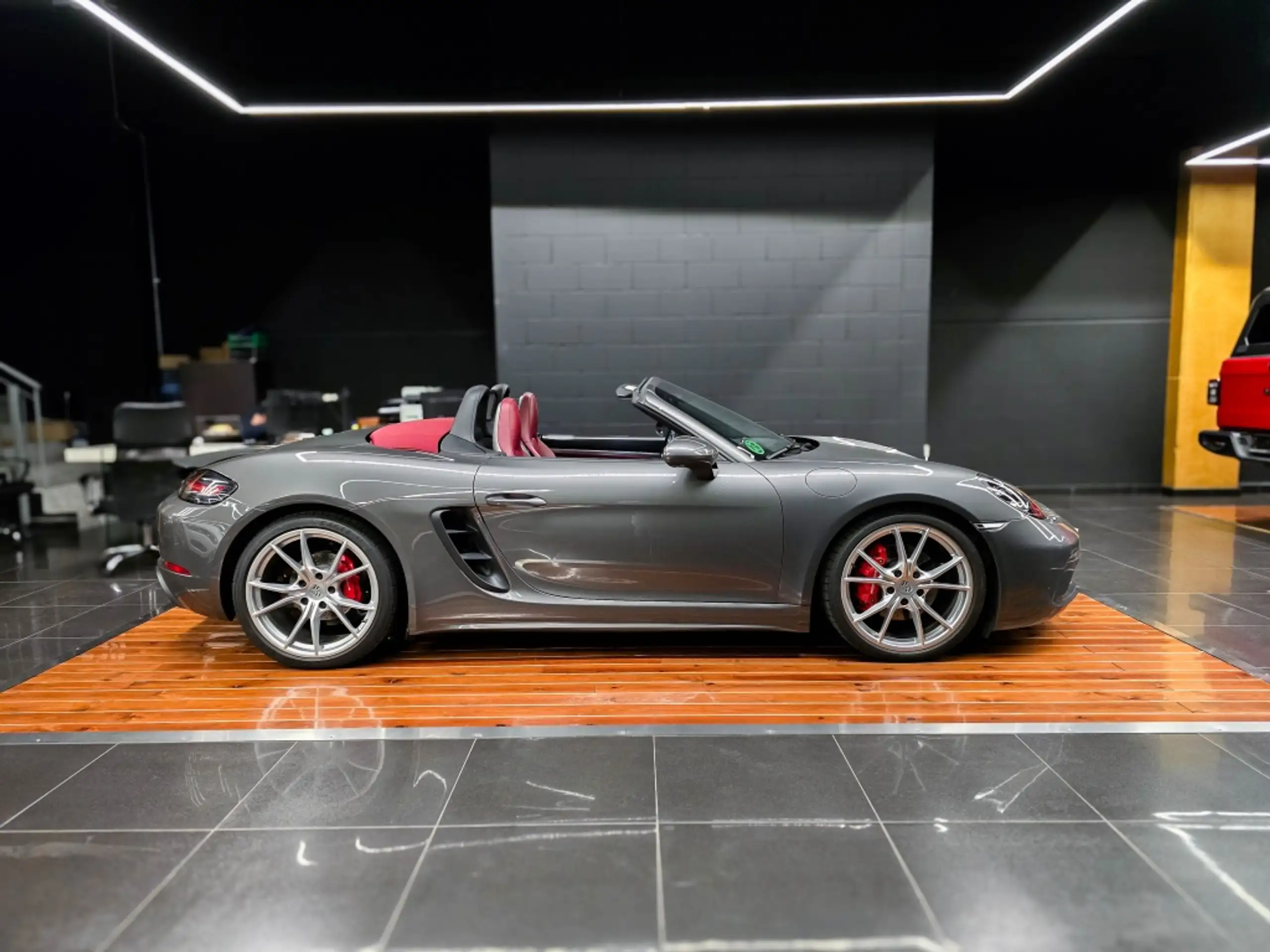 Porsche - Boxster