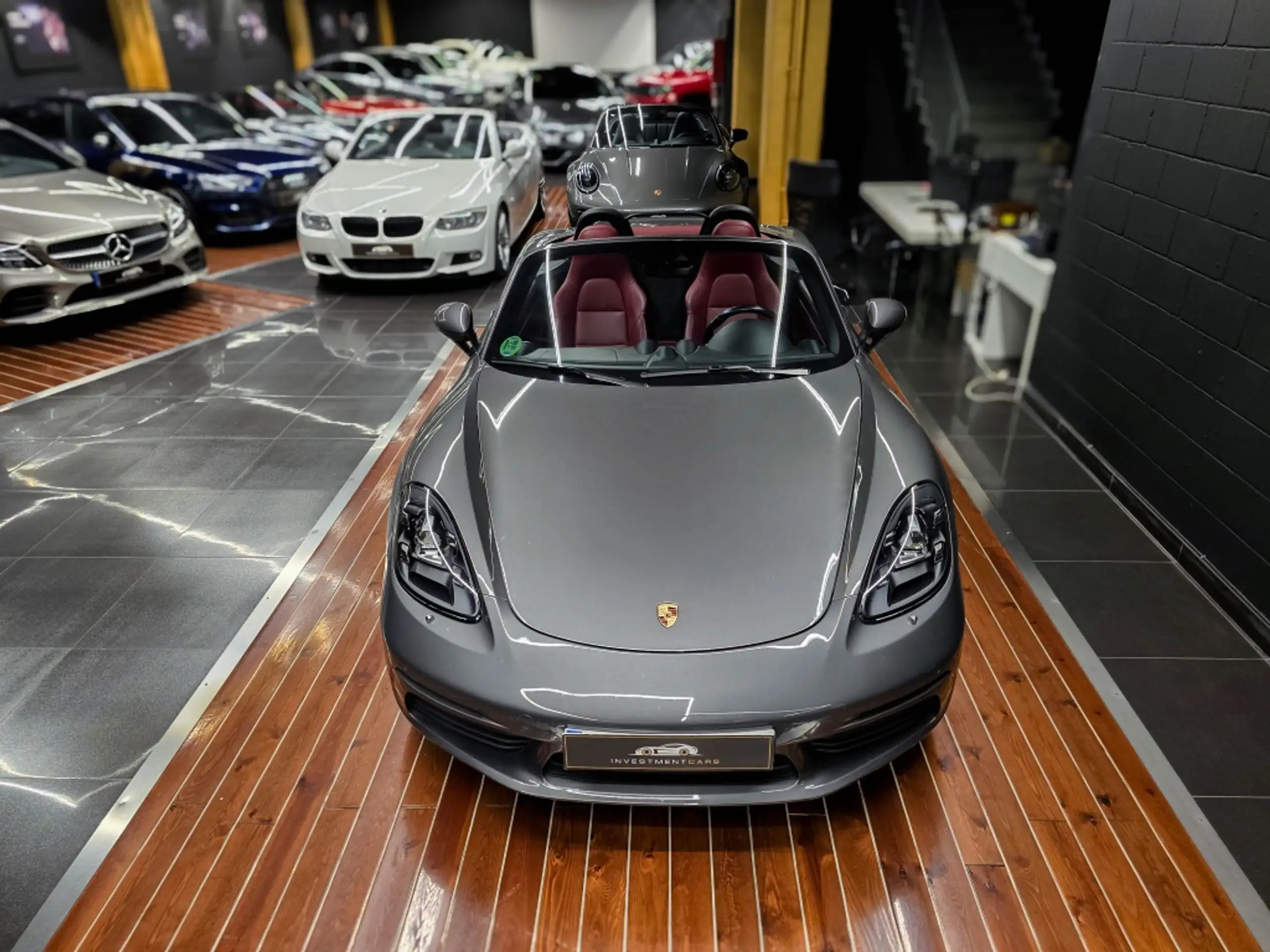 Porsche - Boxster