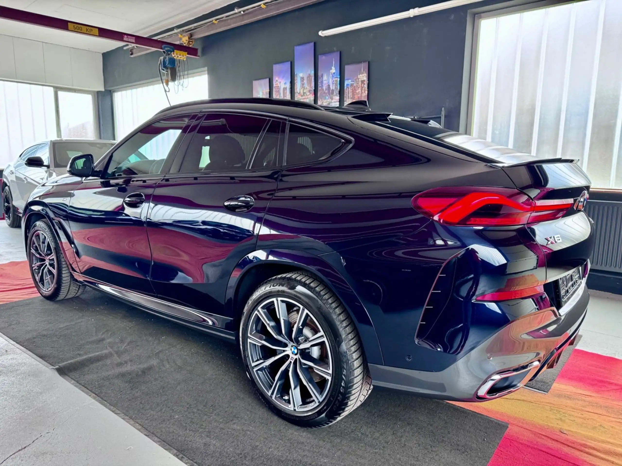 BMW - X6