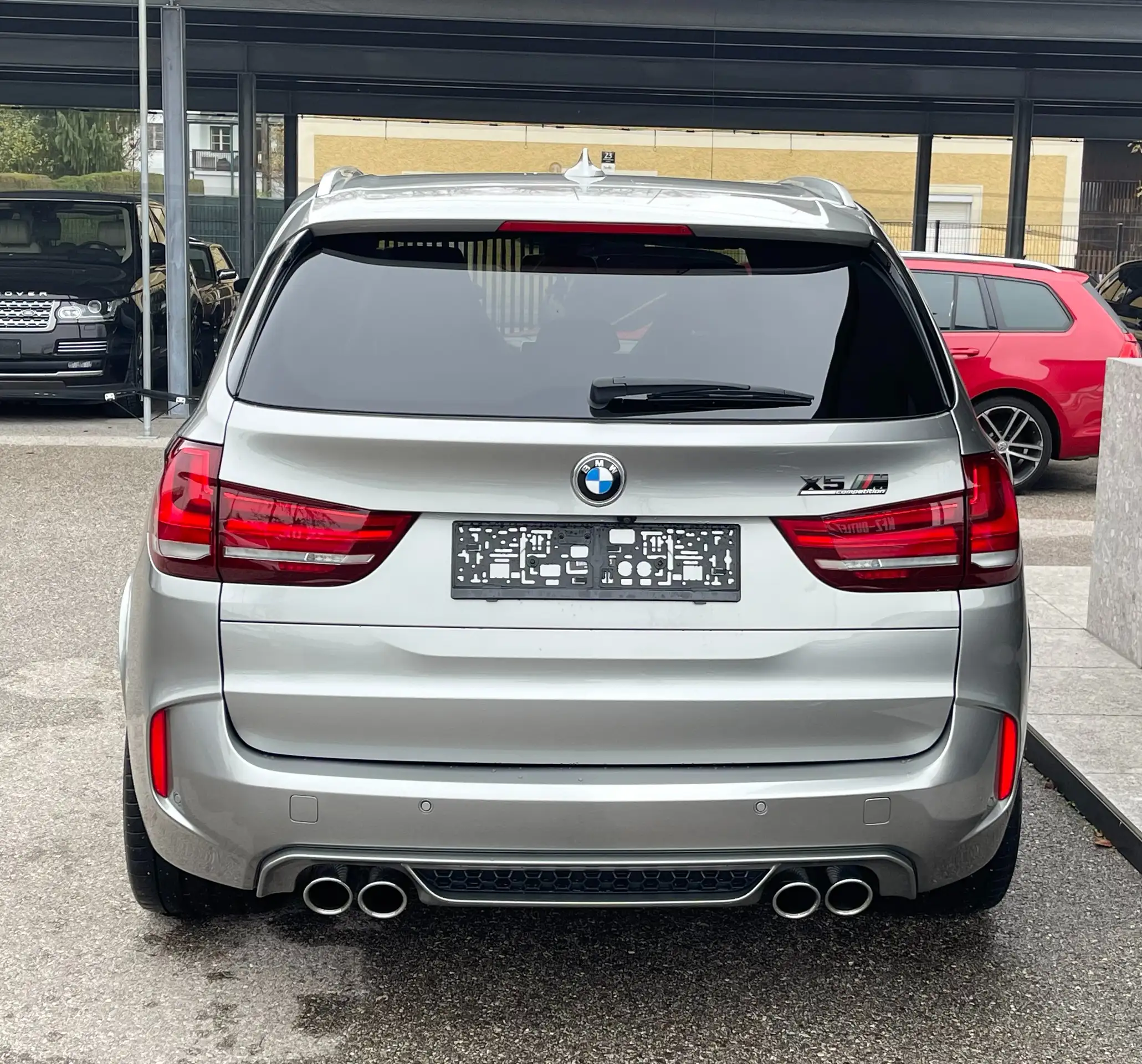 BMW - X5 M