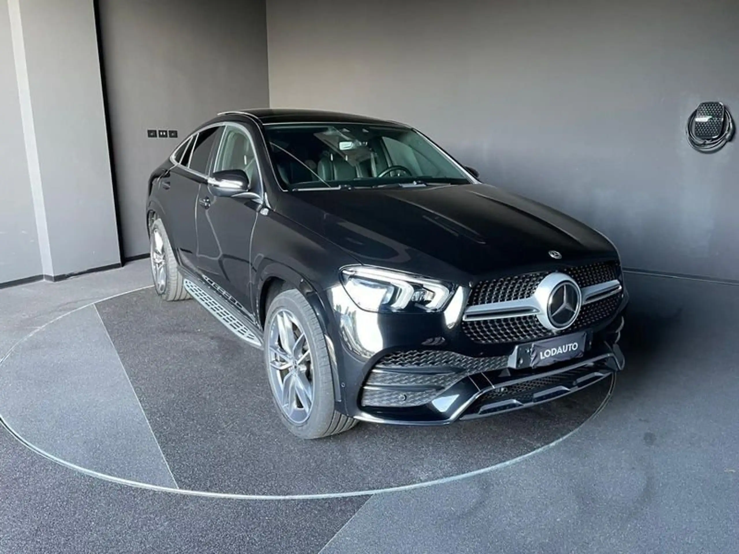 Mercedes-Benz - GLE 350