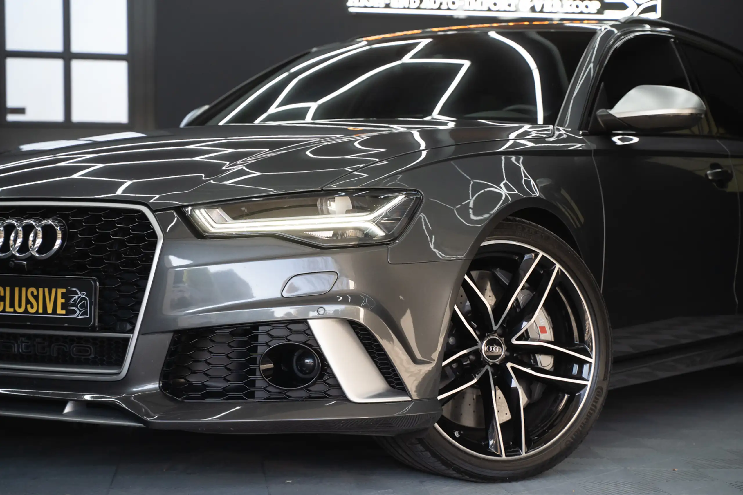 Audi - RS6