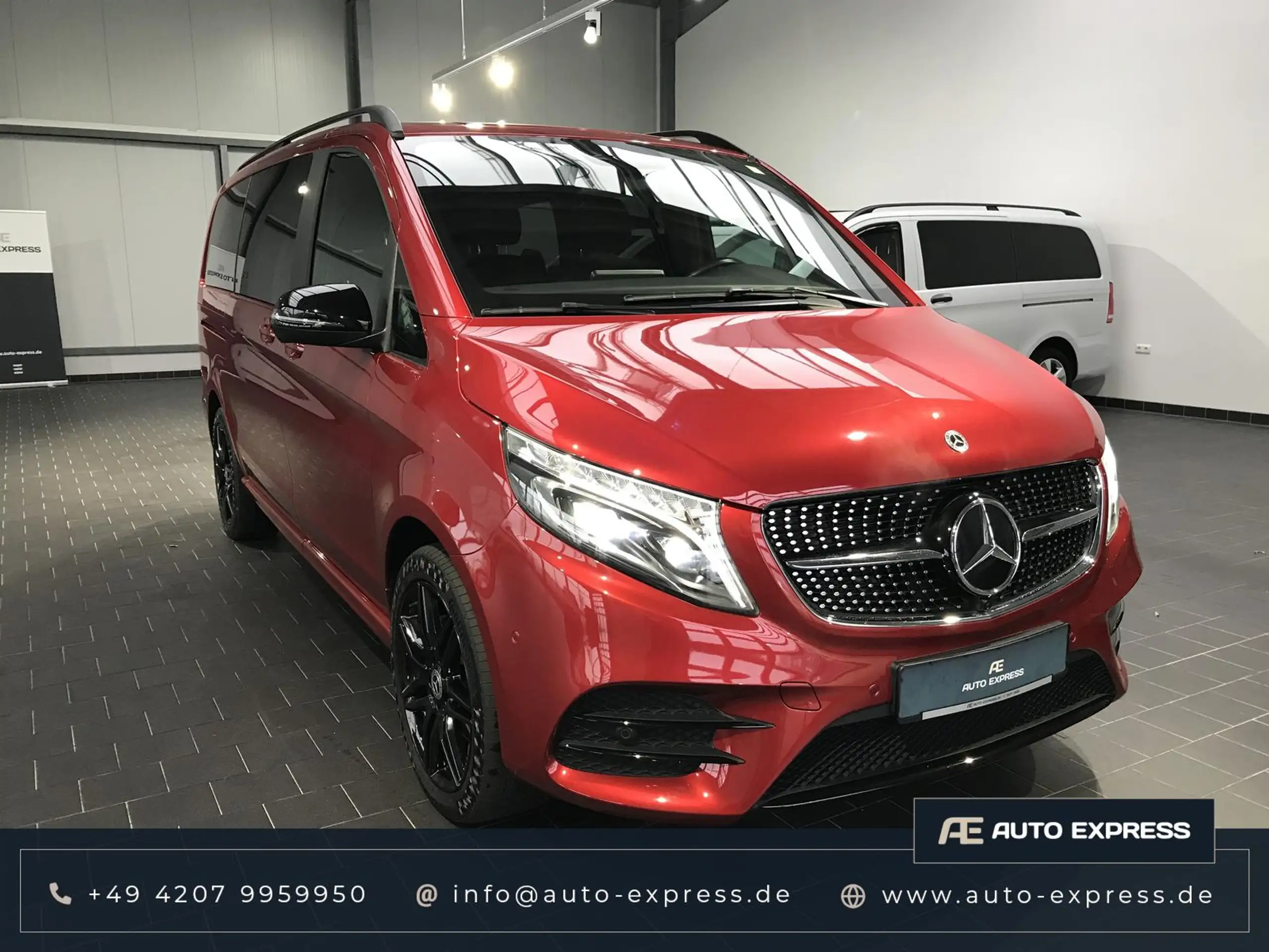 Mercedes-Benz - V 300