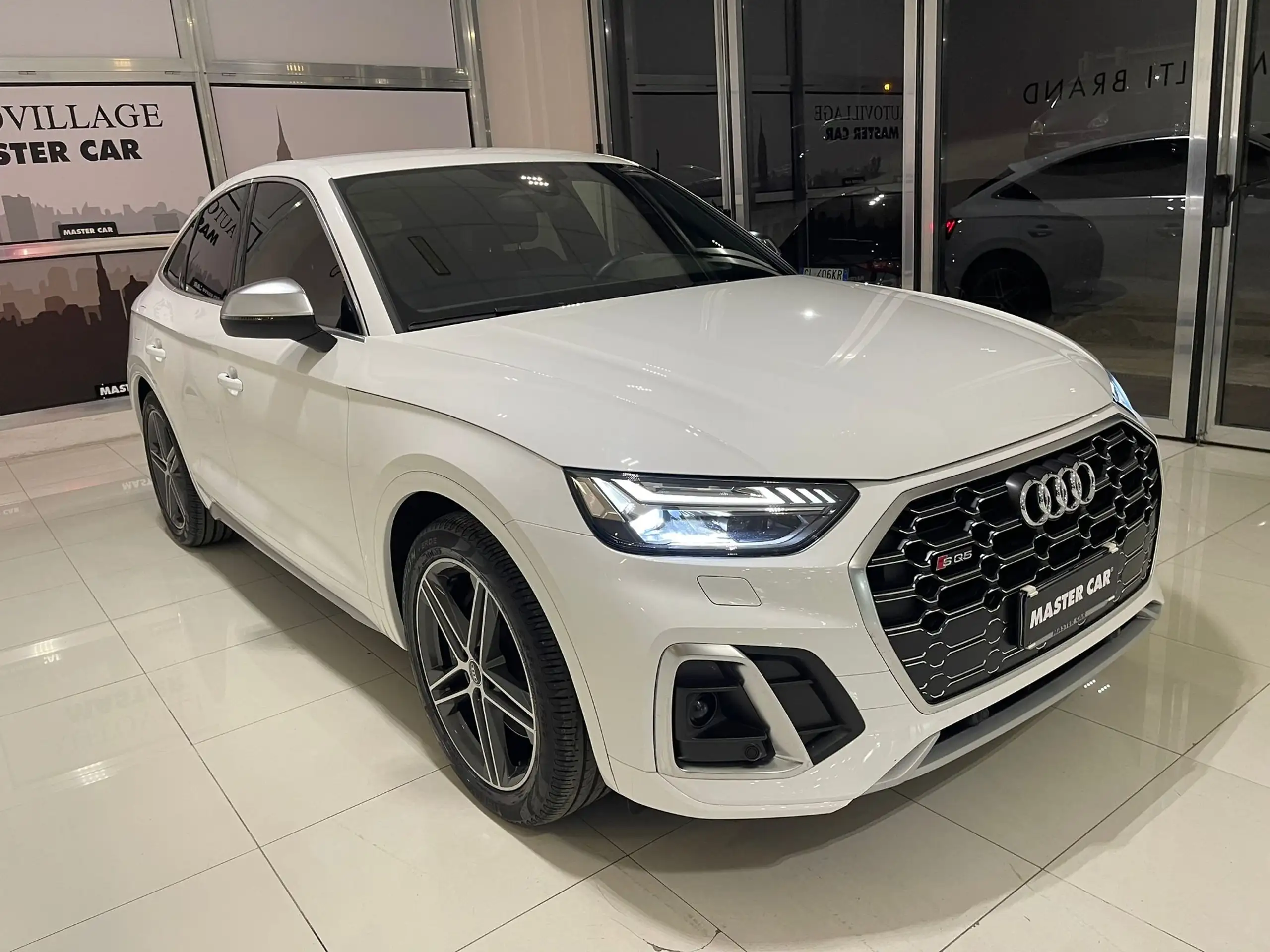 Audi - SQ5