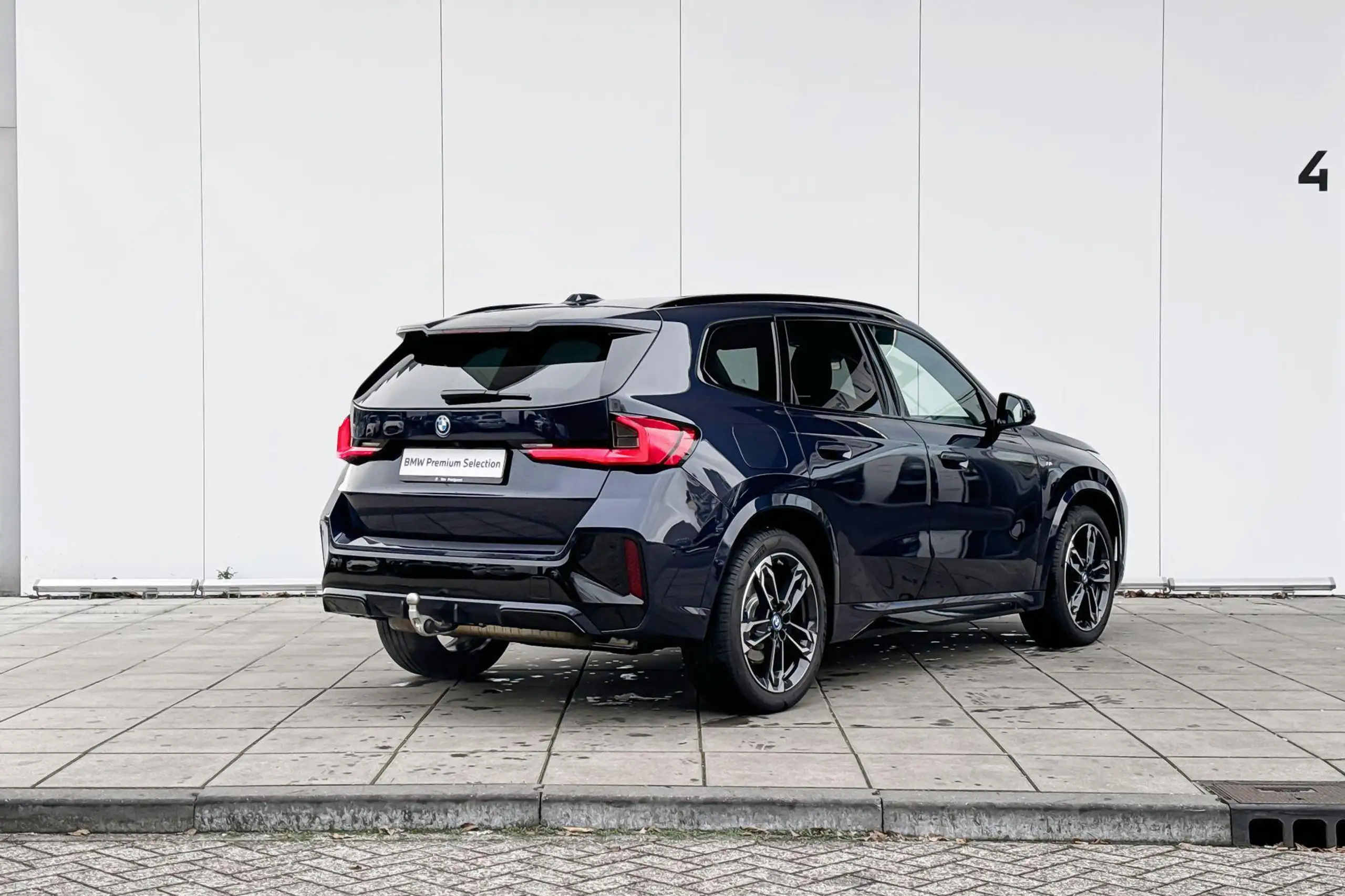 BMW - X1