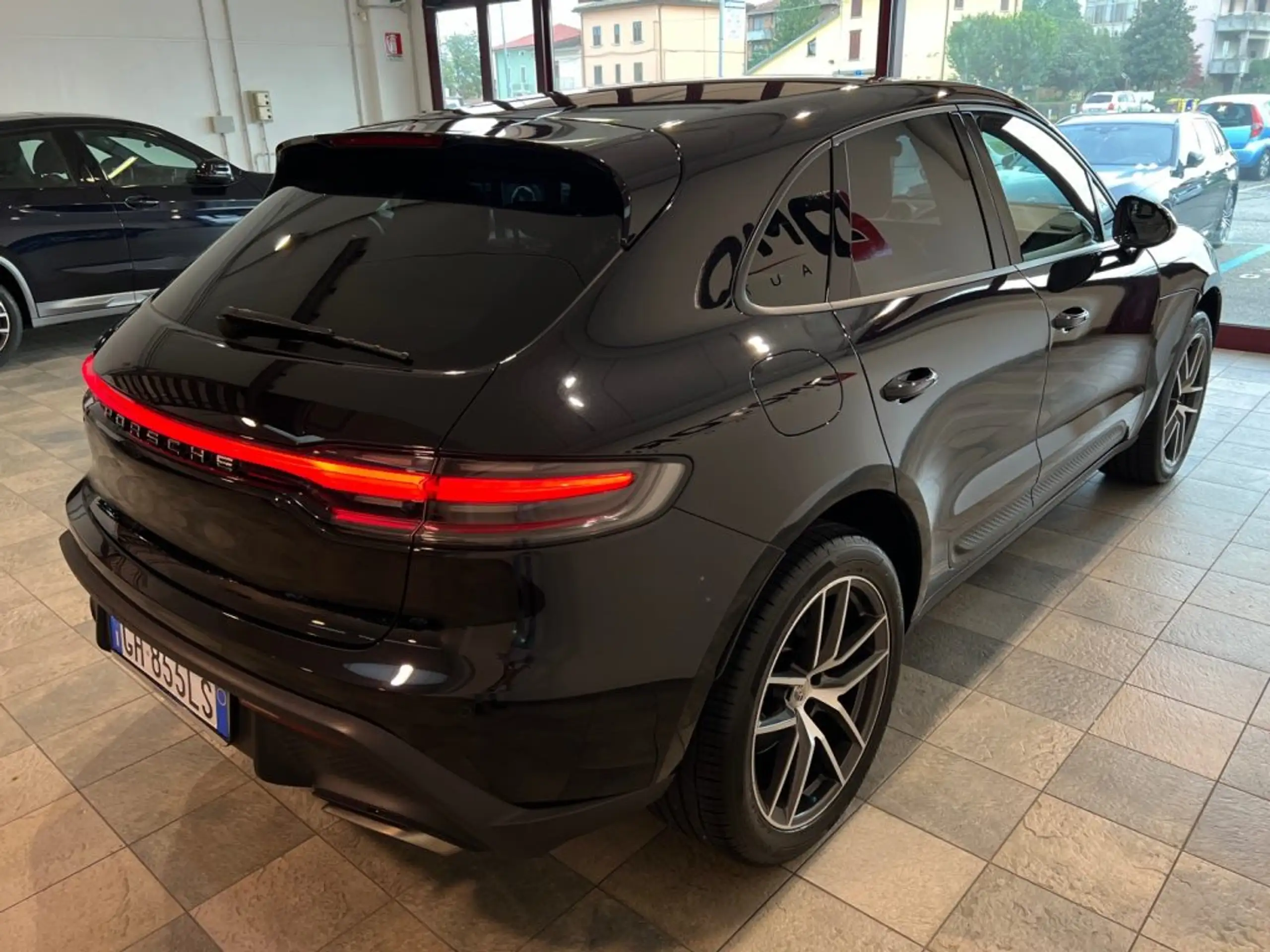 Porsche - Macan