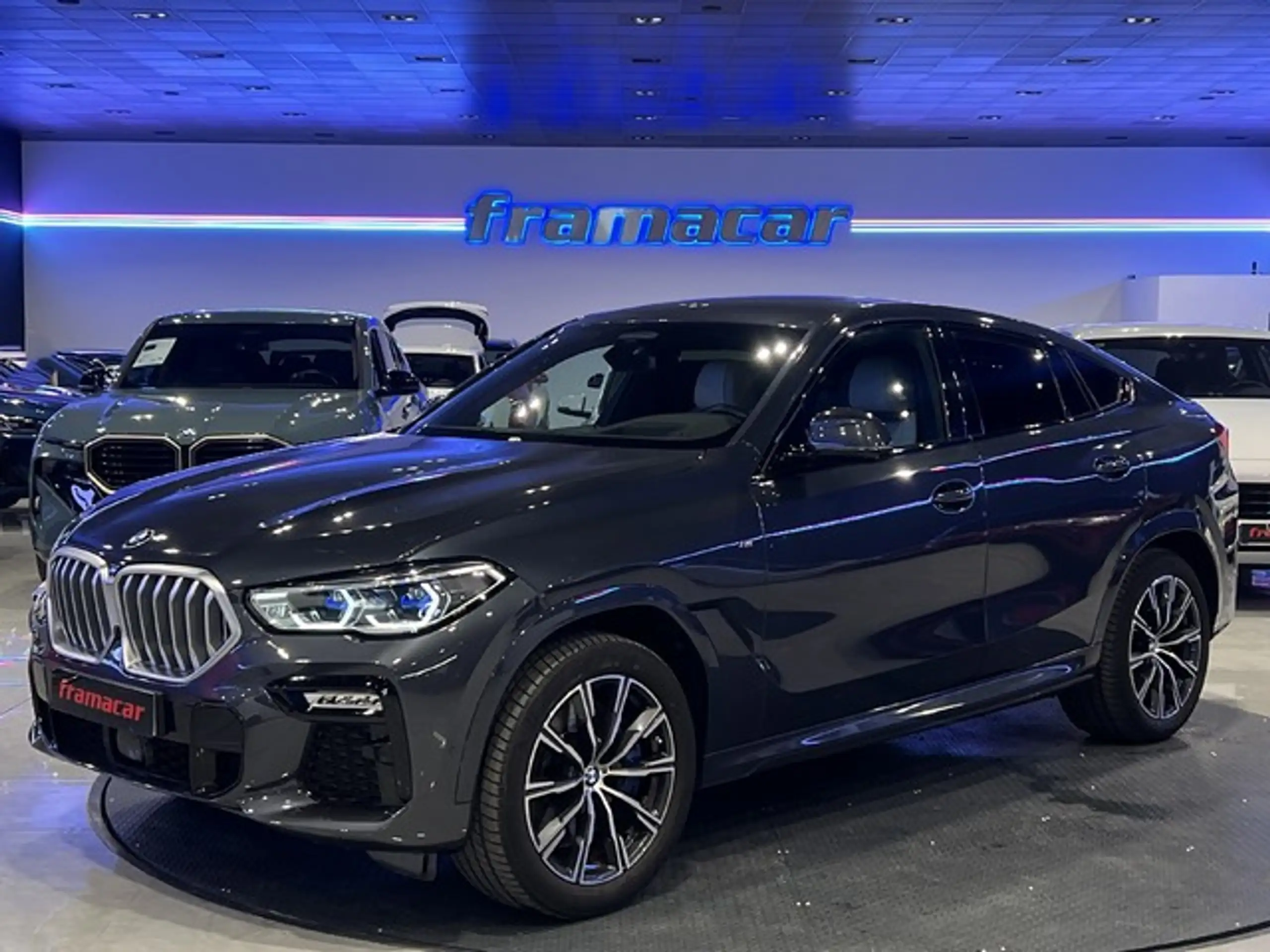 BMW - X6