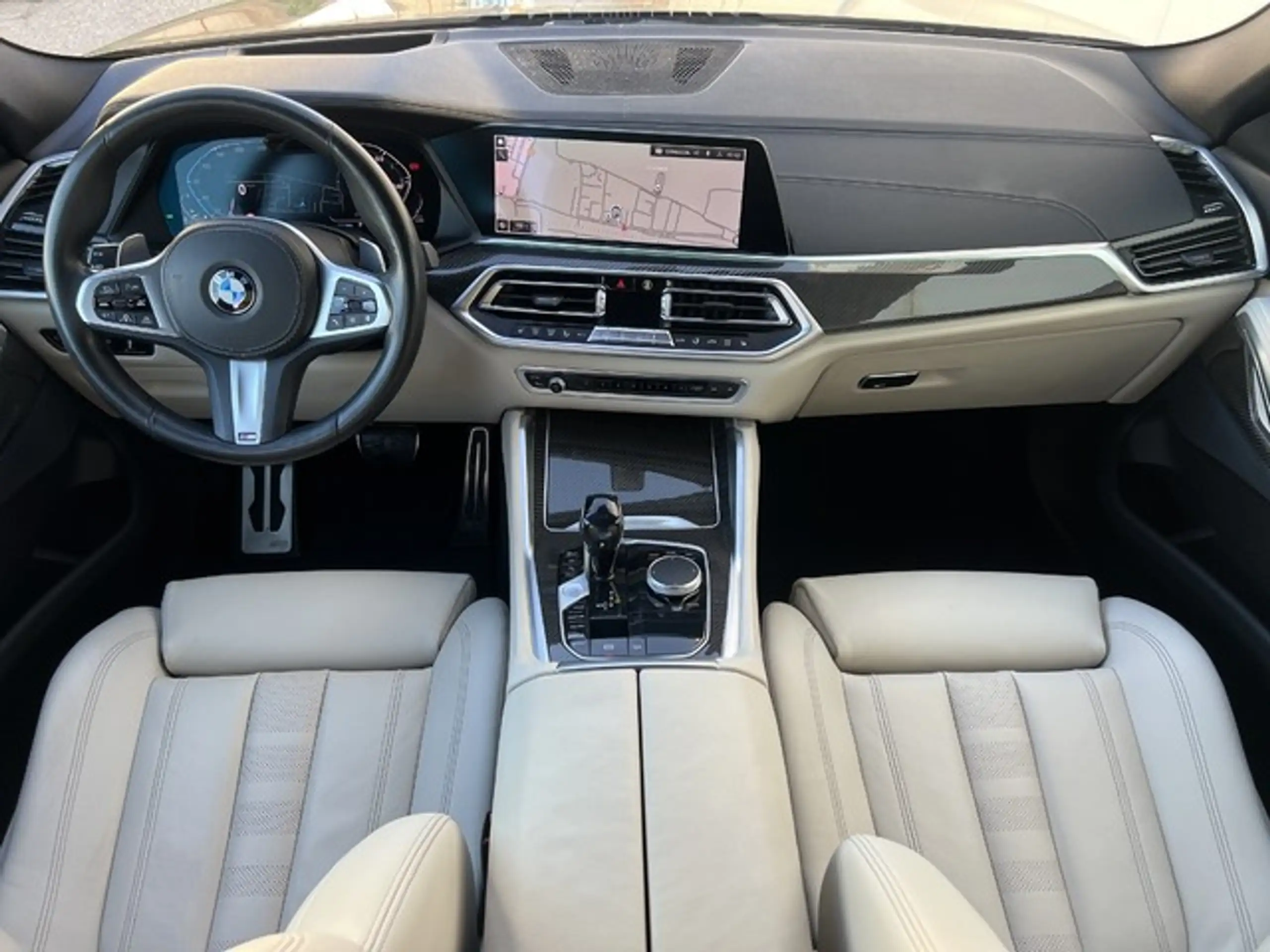 BMW - X6