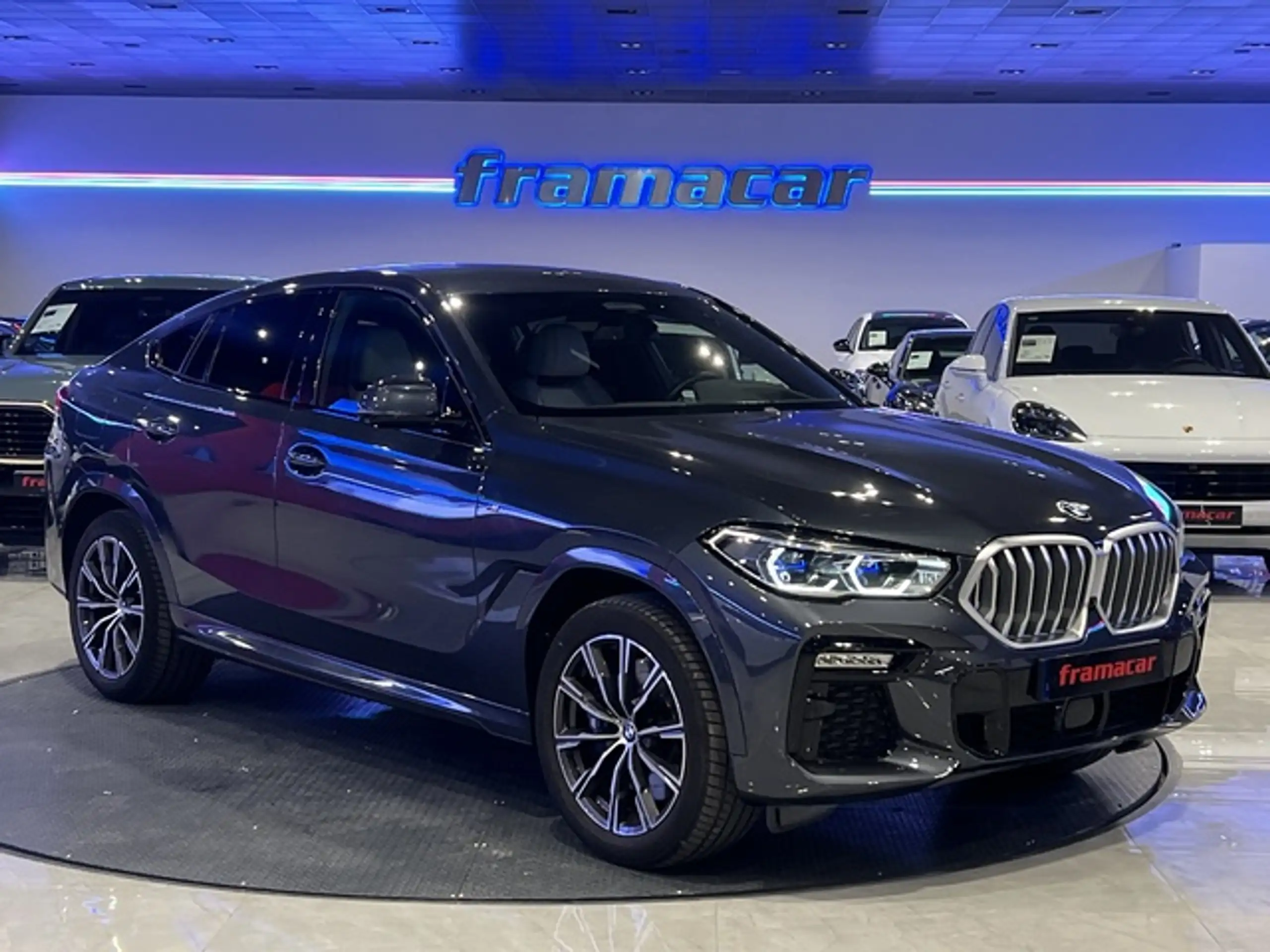 BMW - X6