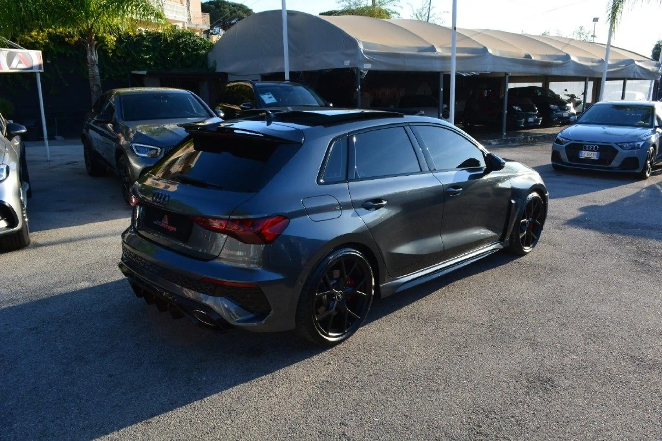 Audi - RS