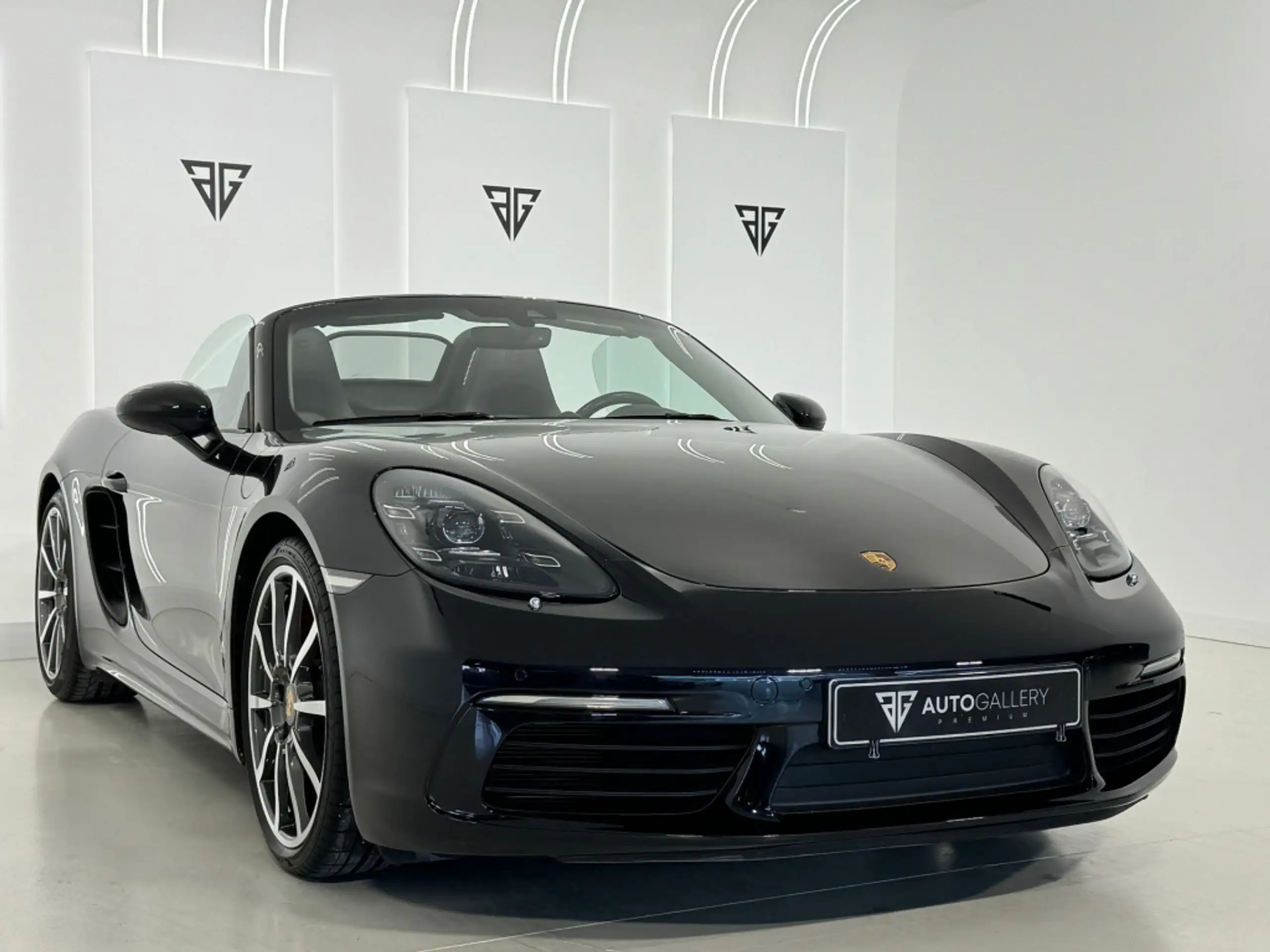 Porsche - Boxster