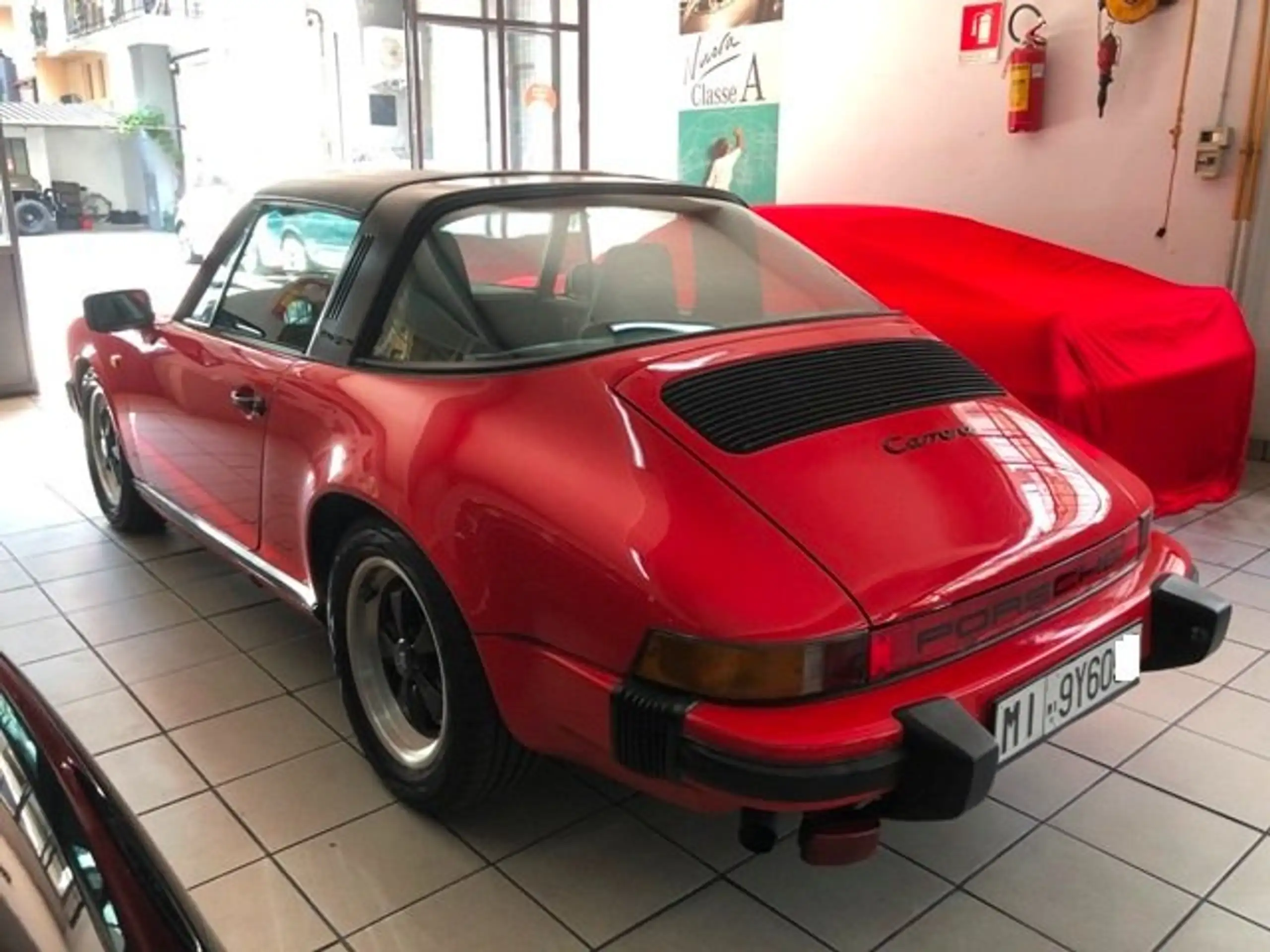 Porsche - 911