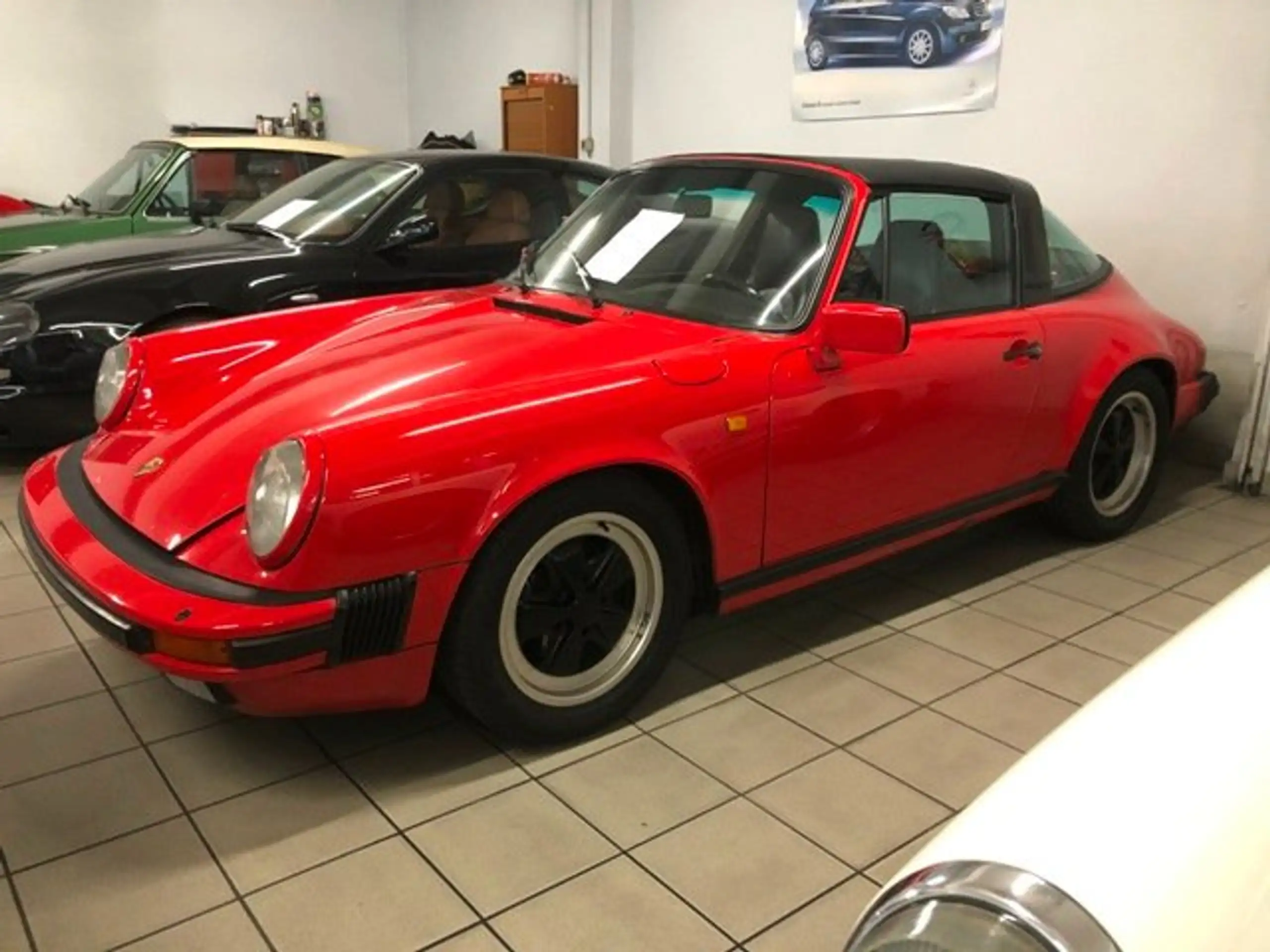 Porsche - 911