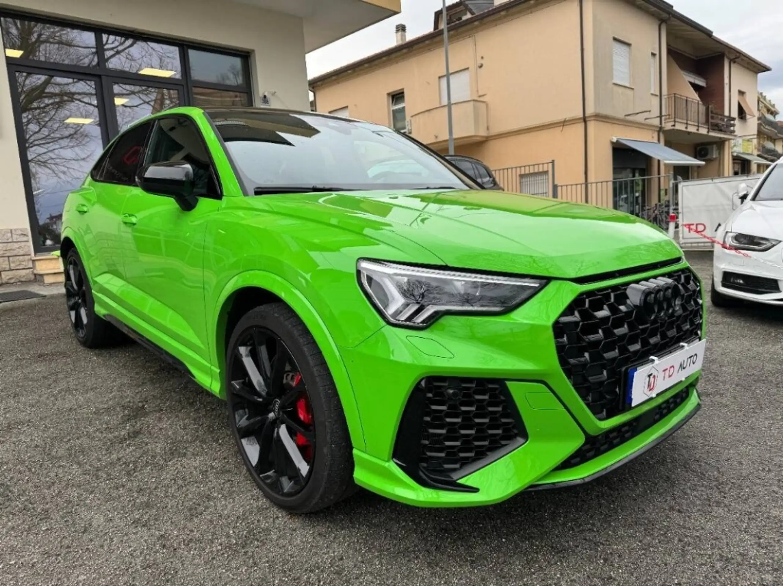 Audi - RS Q3