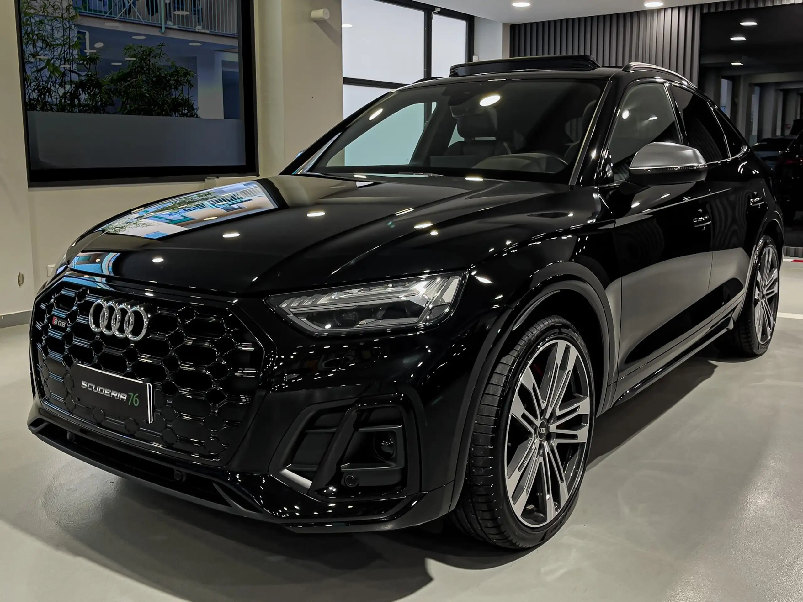 Audi - SQ5