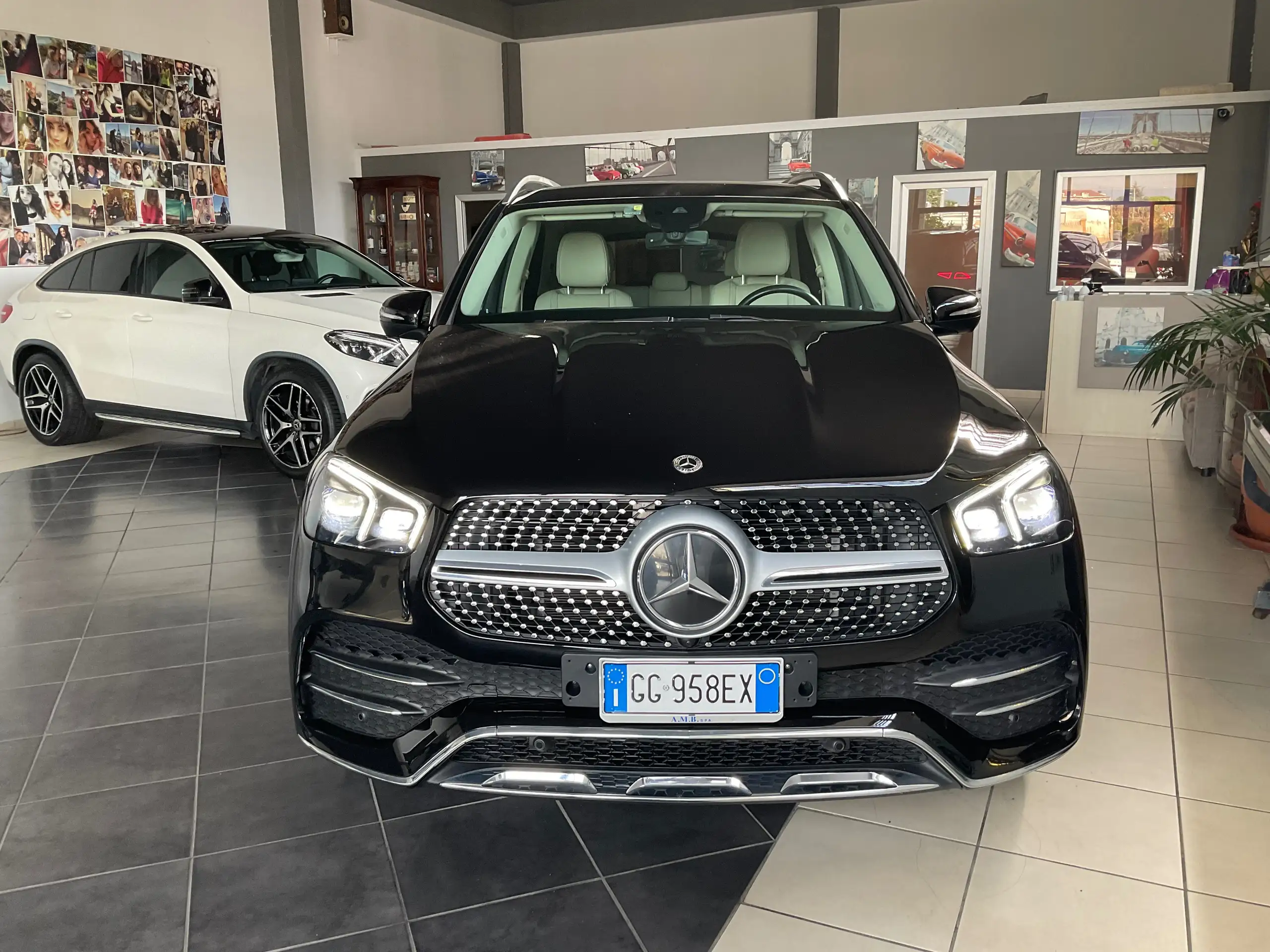 Mercedes-Benz - GLE 350