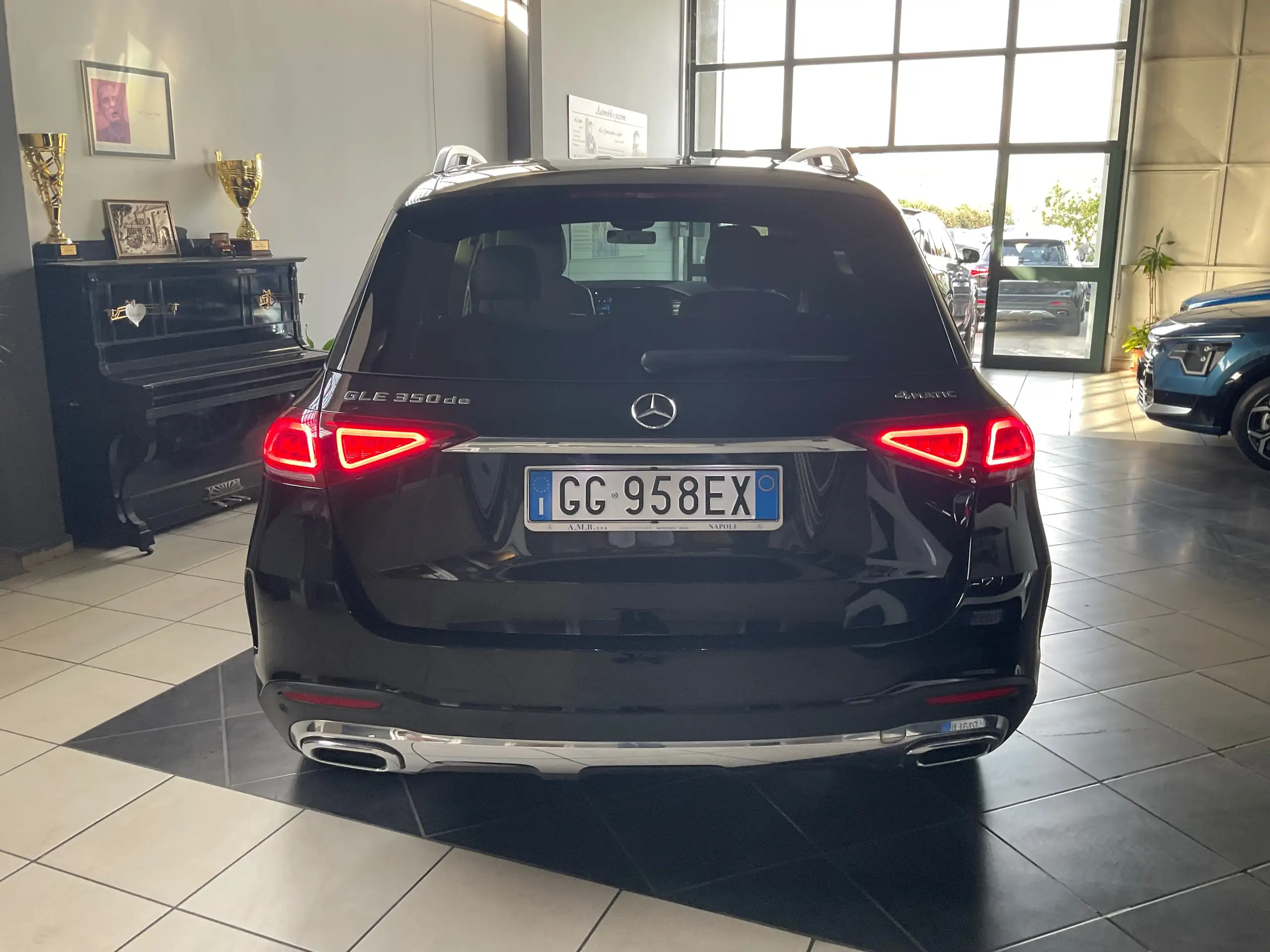 Mercedes-Benz - GLE 350