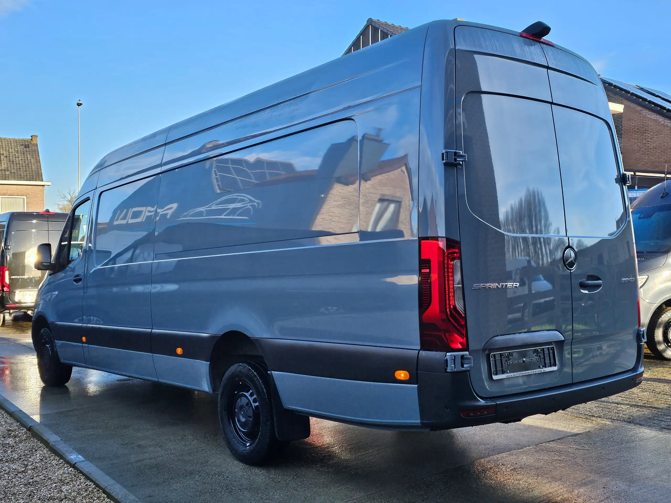 Mercedes-Benz - Sprinter