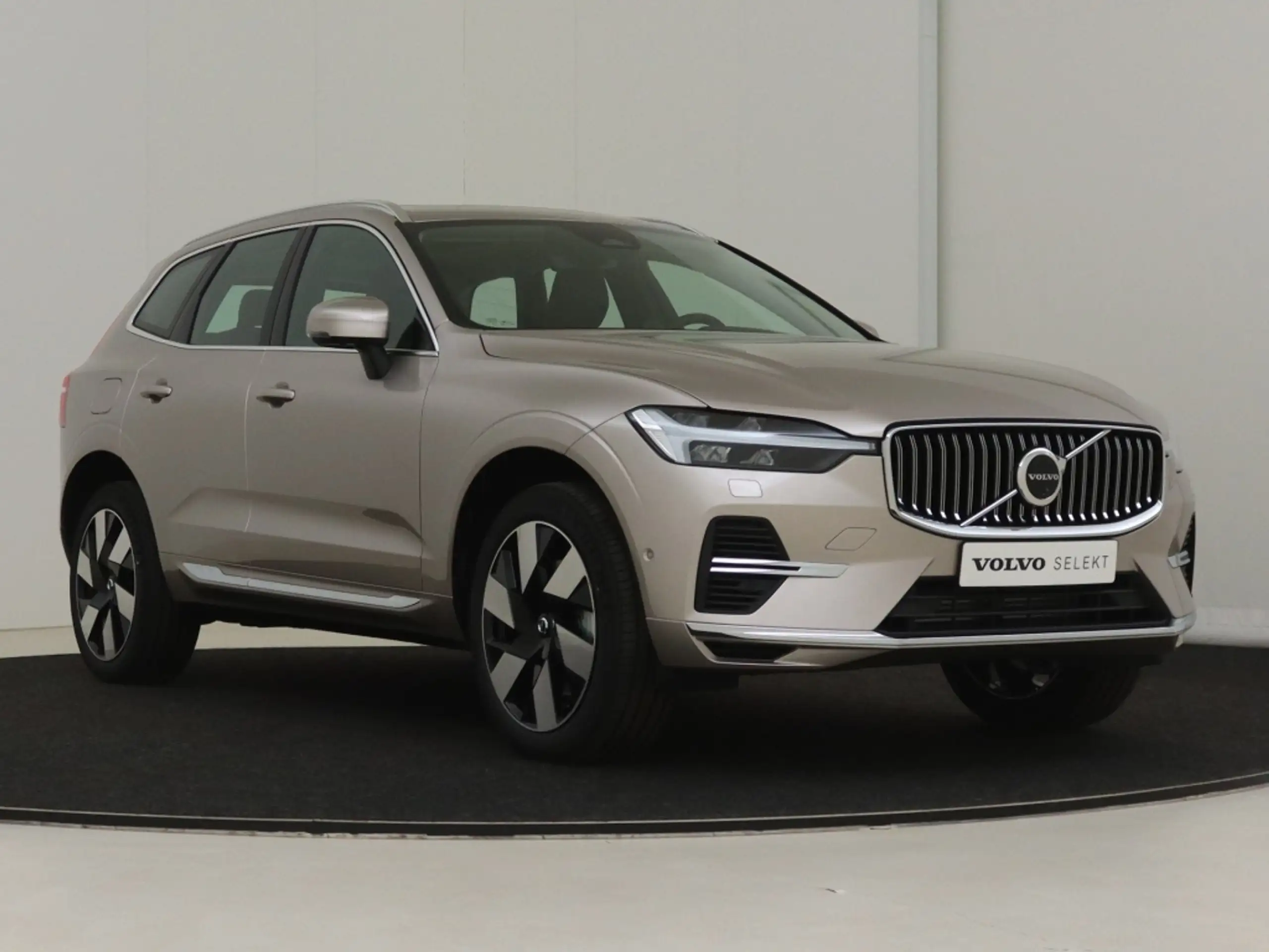 Volvo - XC60