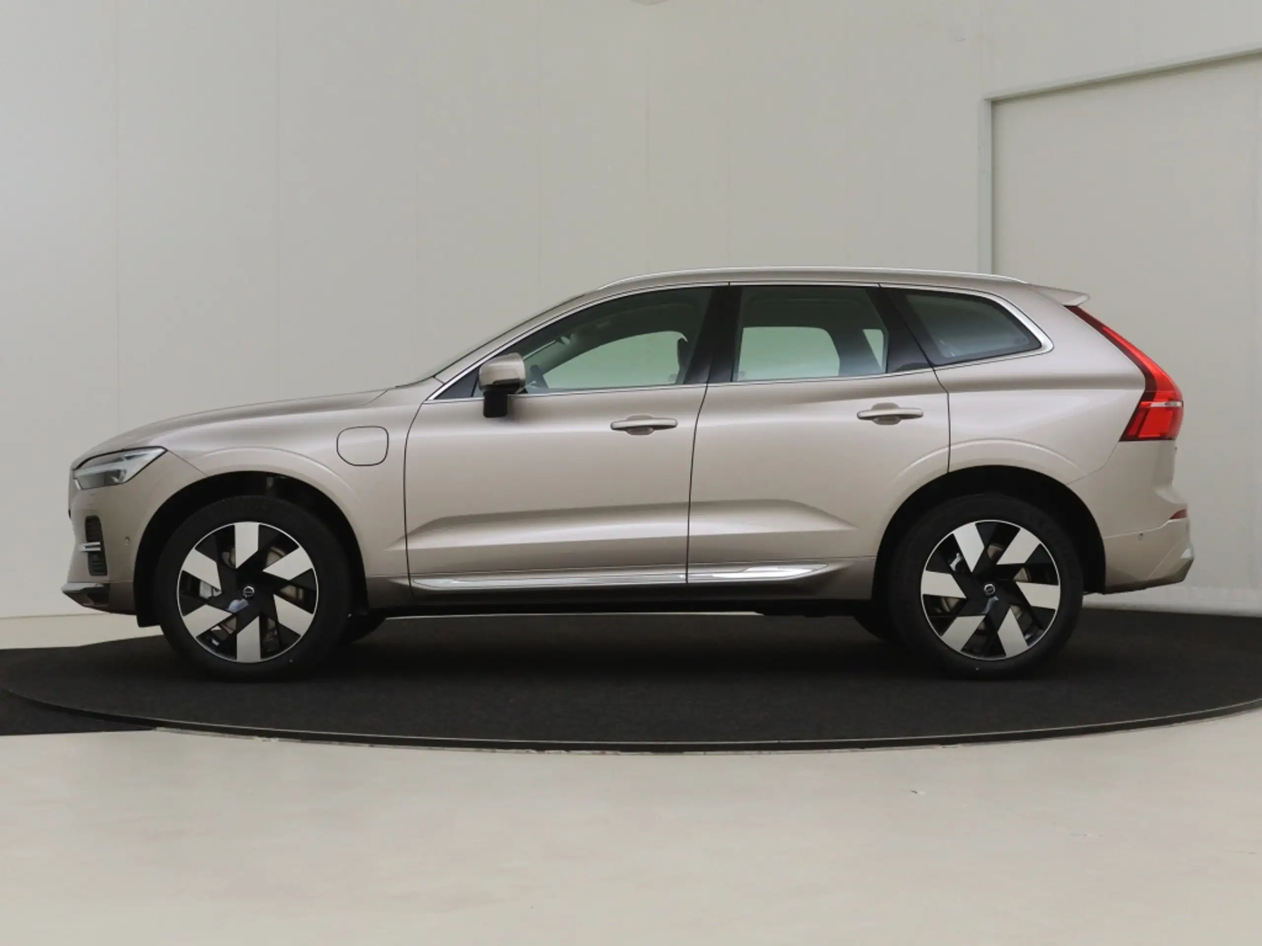 Volvo - XC60