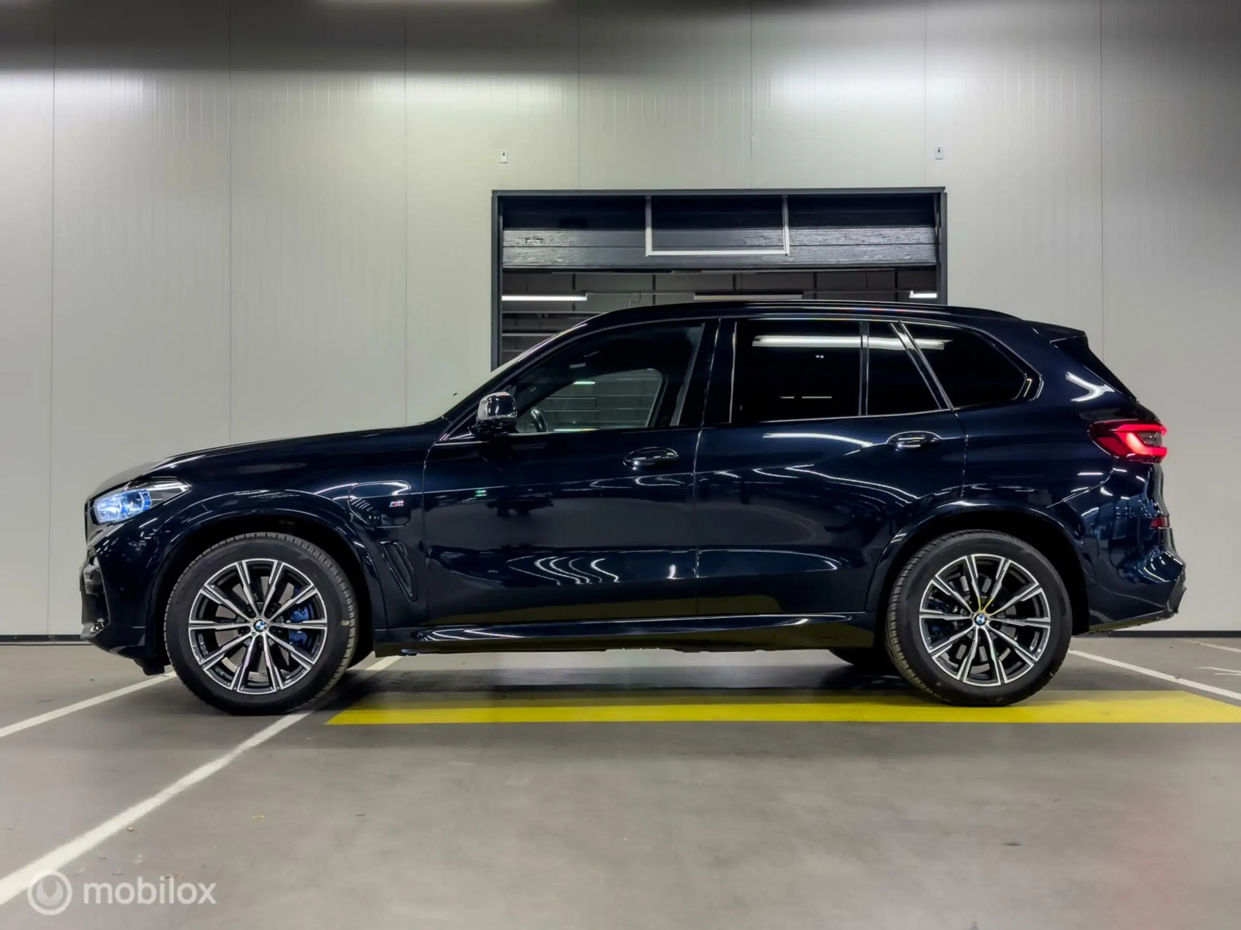 BMW - X5