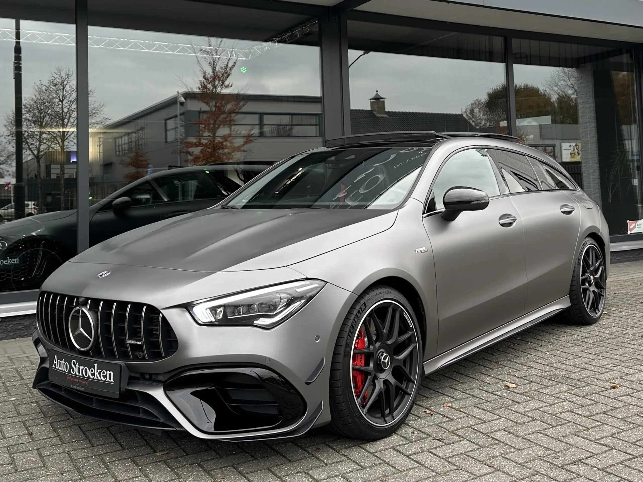 Mercedes-Benz - CLA 45 AMG