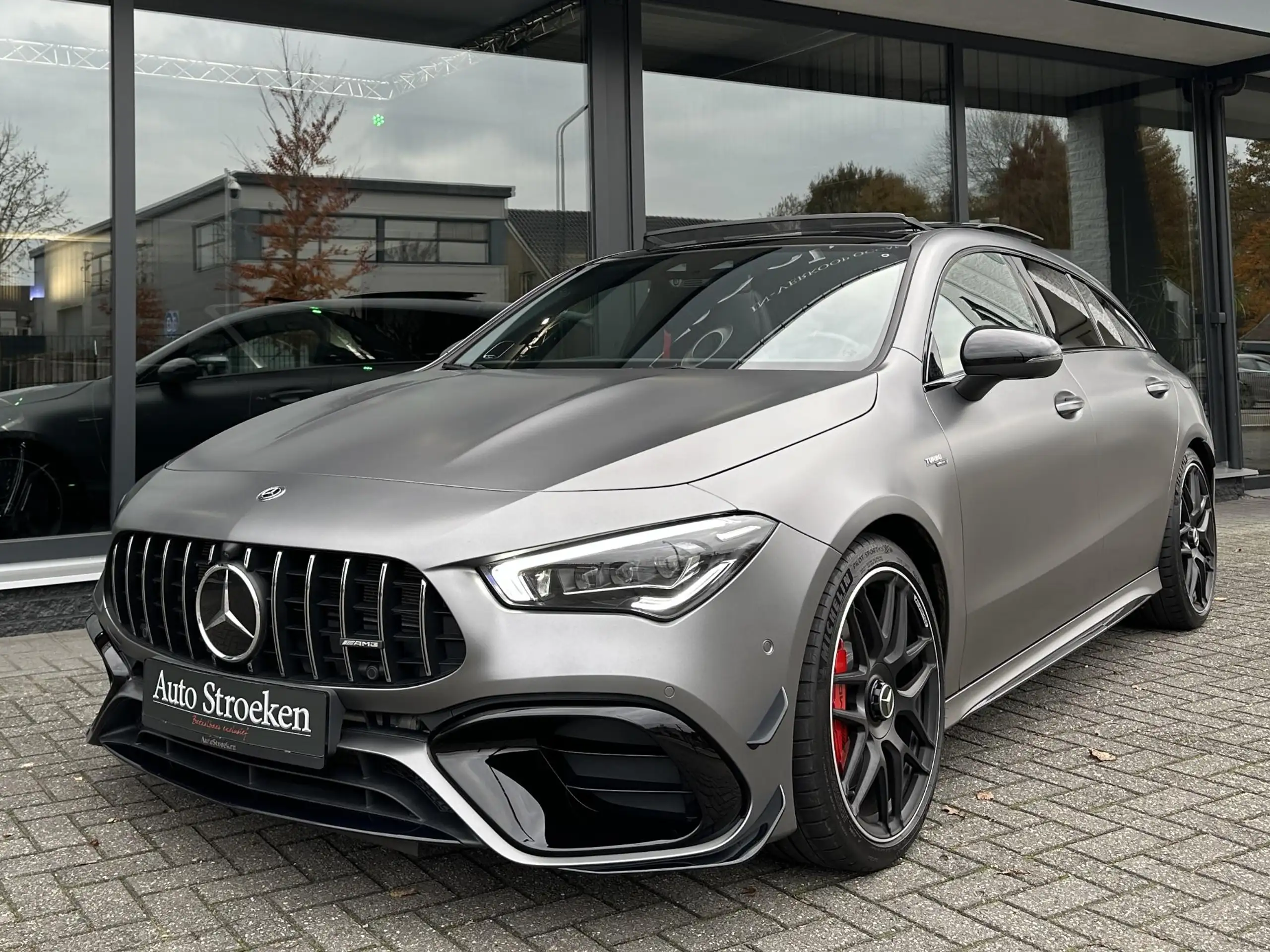 Mercedes-Benz - CLA 45 AMG