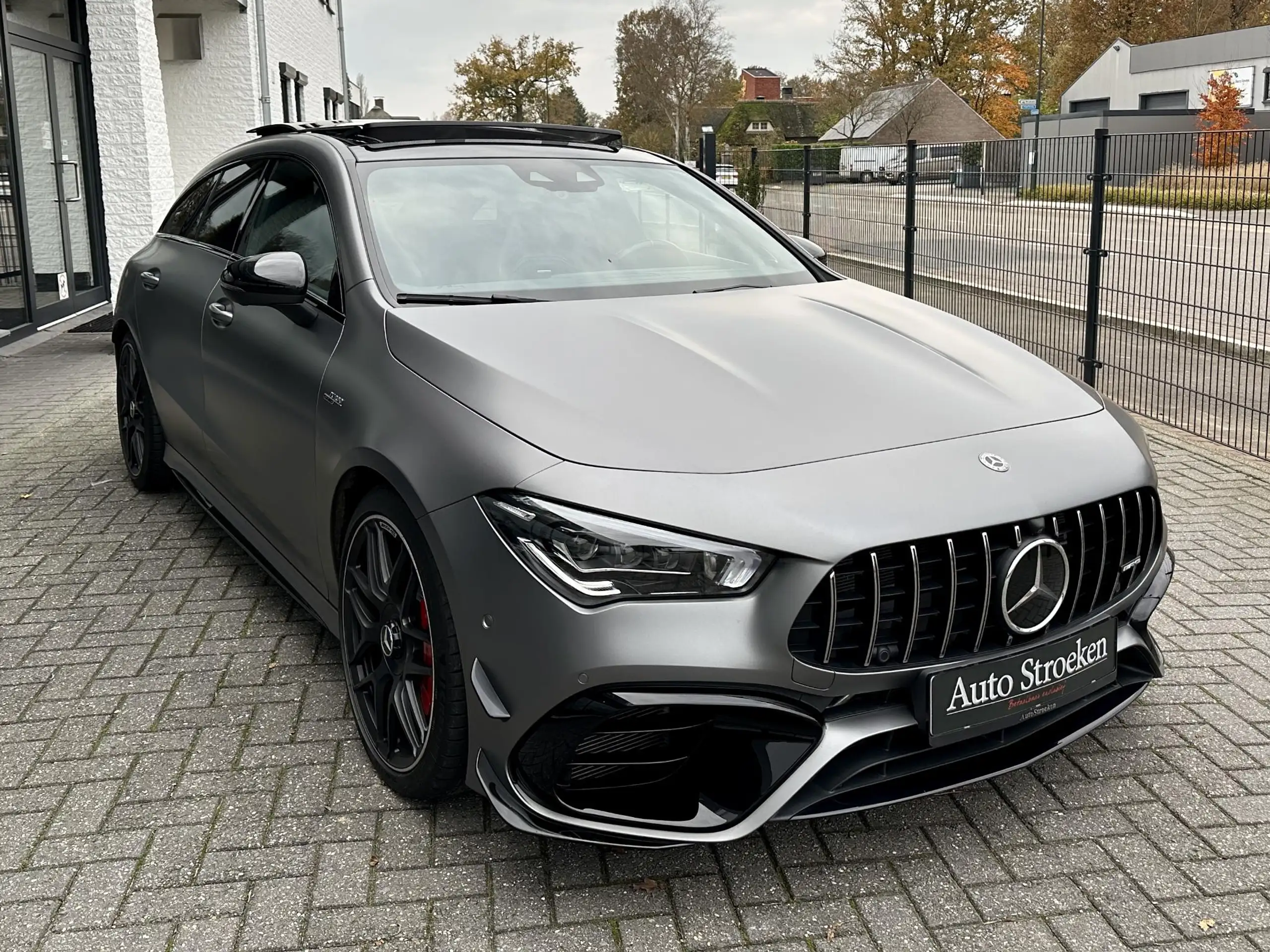 Mercedes-Benz - CLA 45 AMG