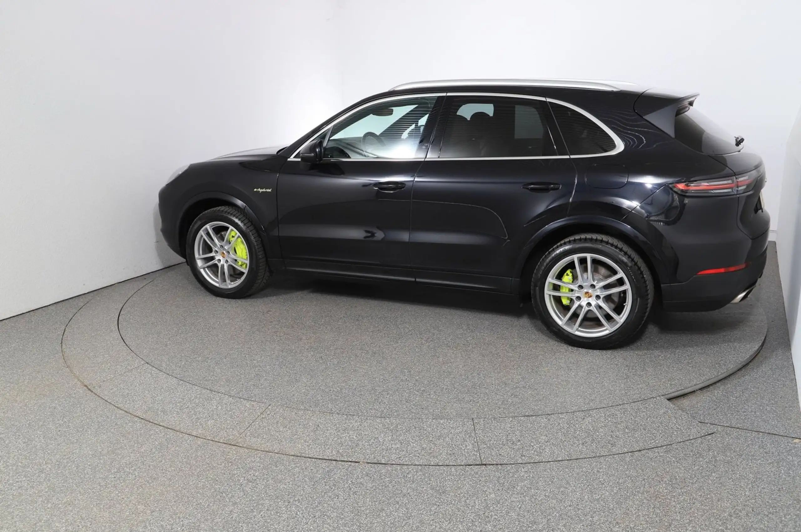 Porsche - Cayenne